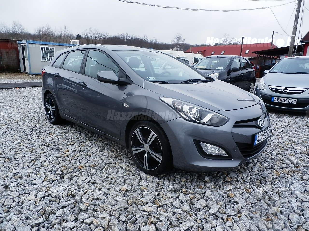 HYUNDAI I30 2012/11 - 1