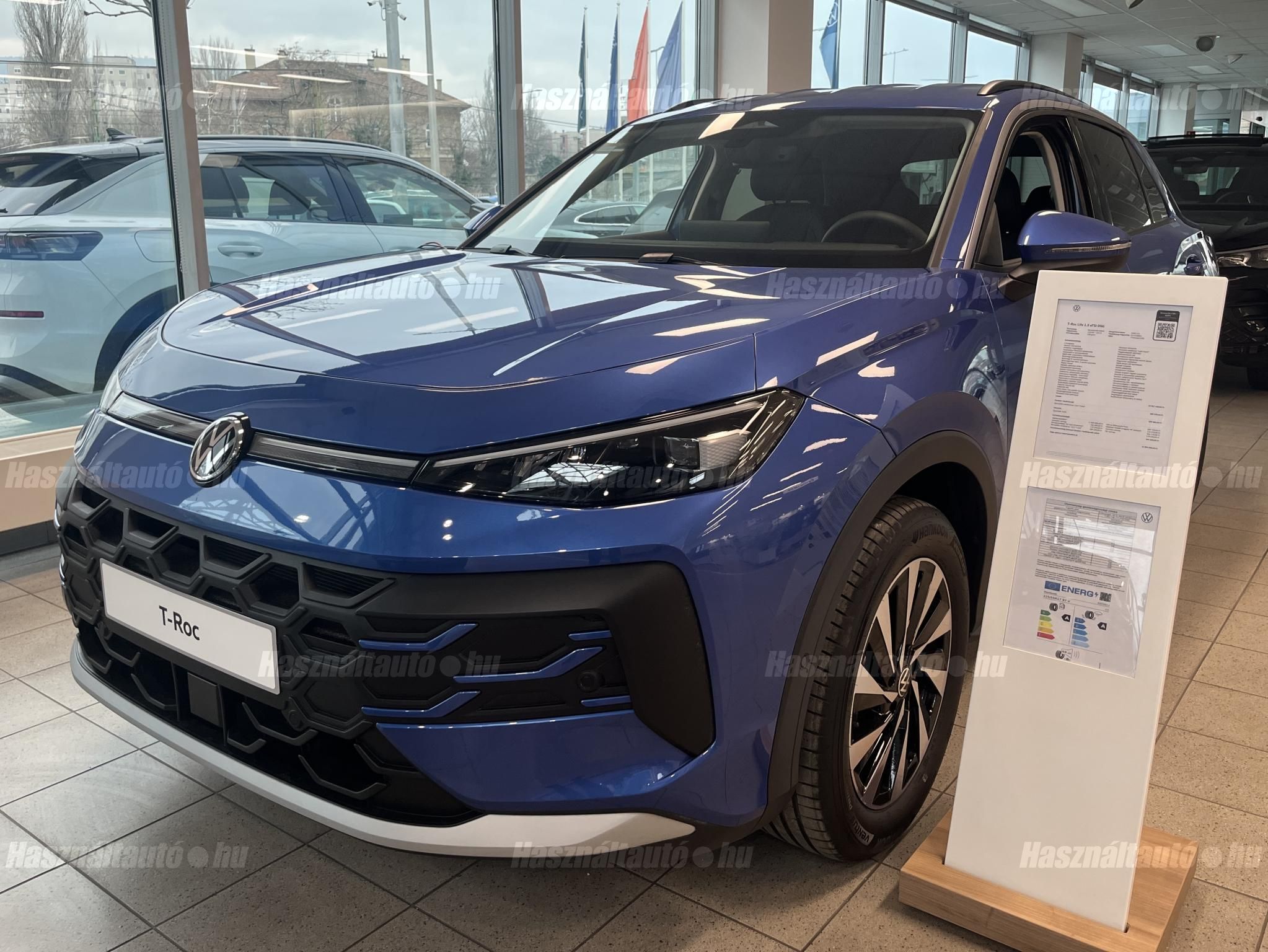 VOLKSWAGEN T-ROC 2025/12 - 1
