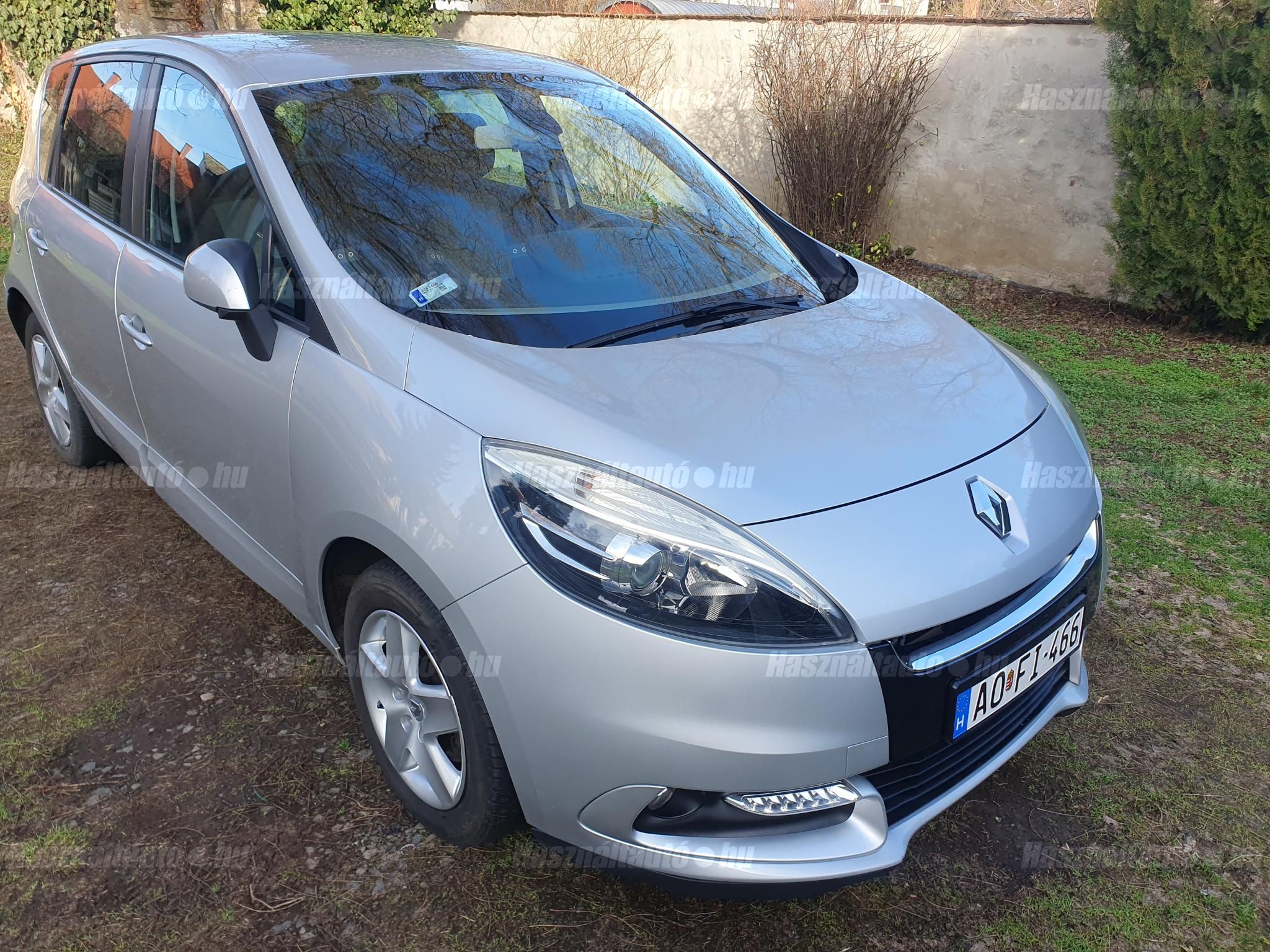 RENAULT SCENIC 2012/12 - 1
