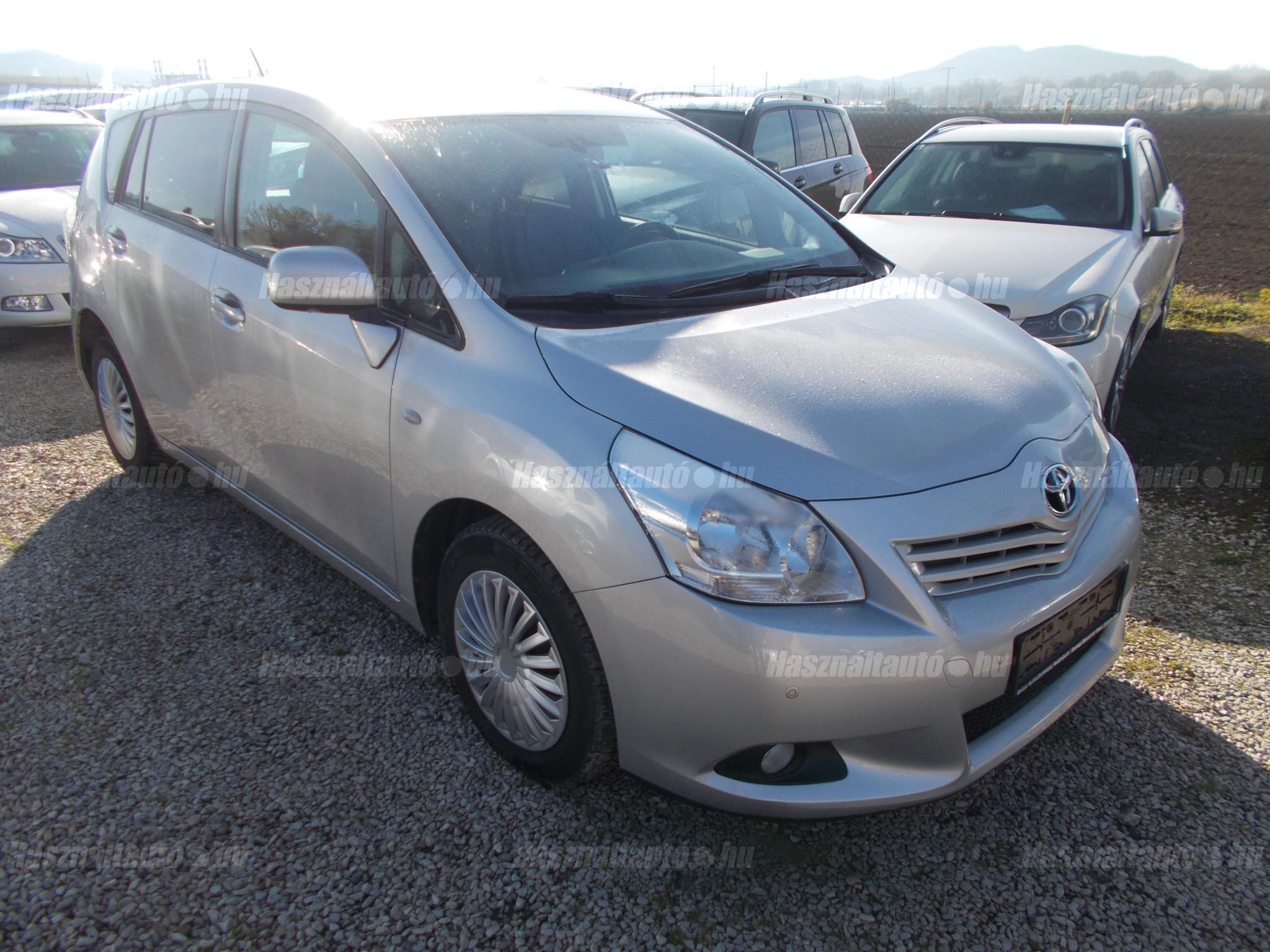 TOYOTA VERSO 2012/10 - 1