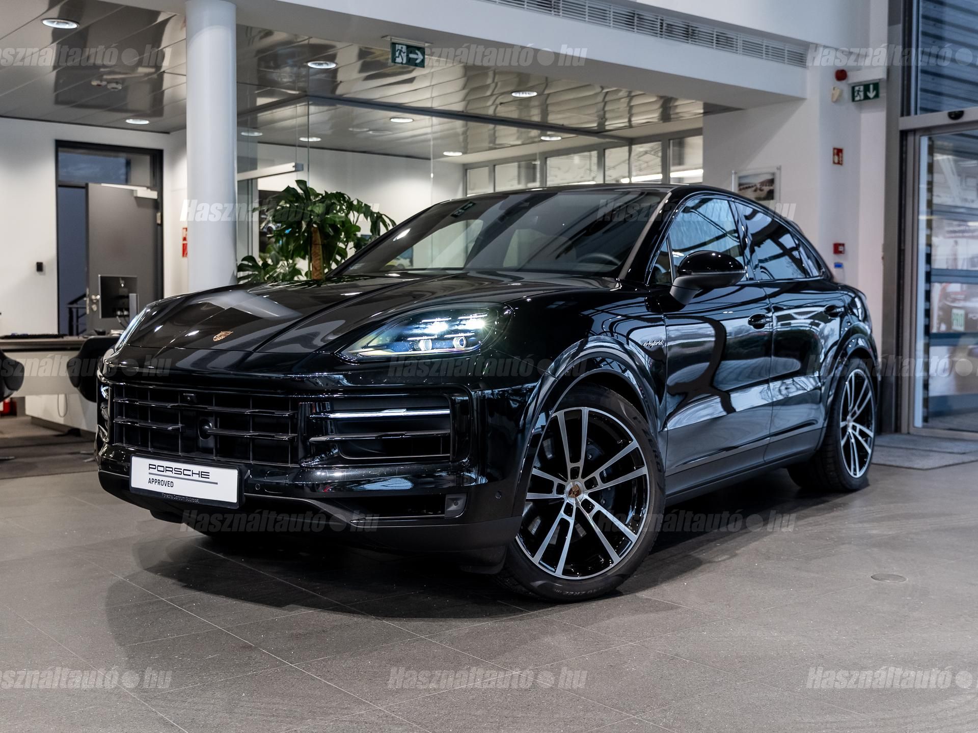 PORSCHE CAYENNE 2025 - 1