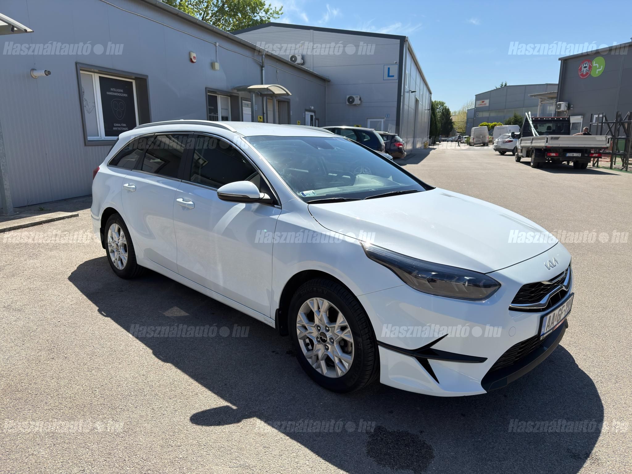 KIA CEE'D 2022/11 - 1