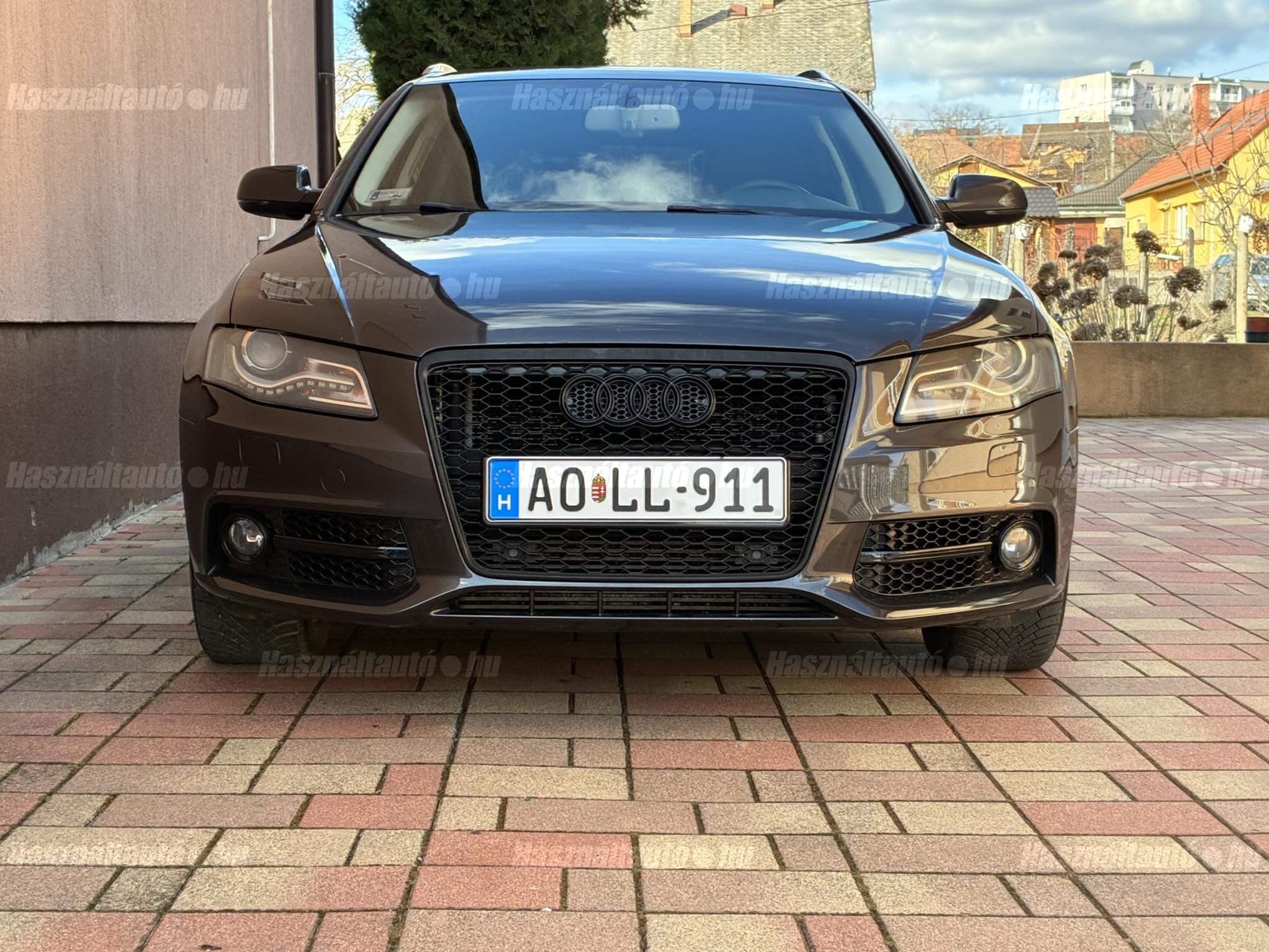 AUDI A4 2010/2 - 1
