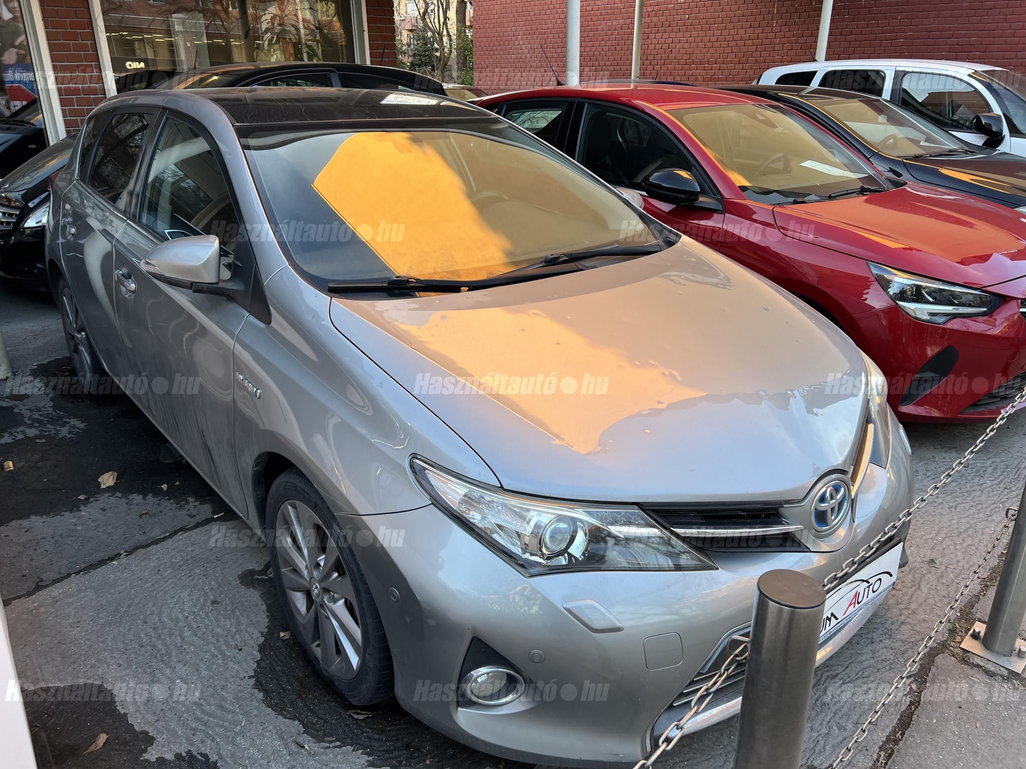 TOYOTA AURIS 2013/1 - 1