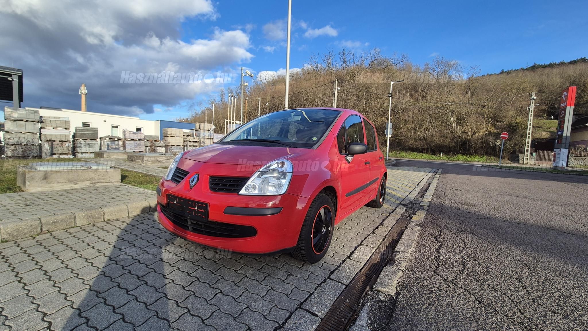 RENAULT MODUS 2007/9 - 1