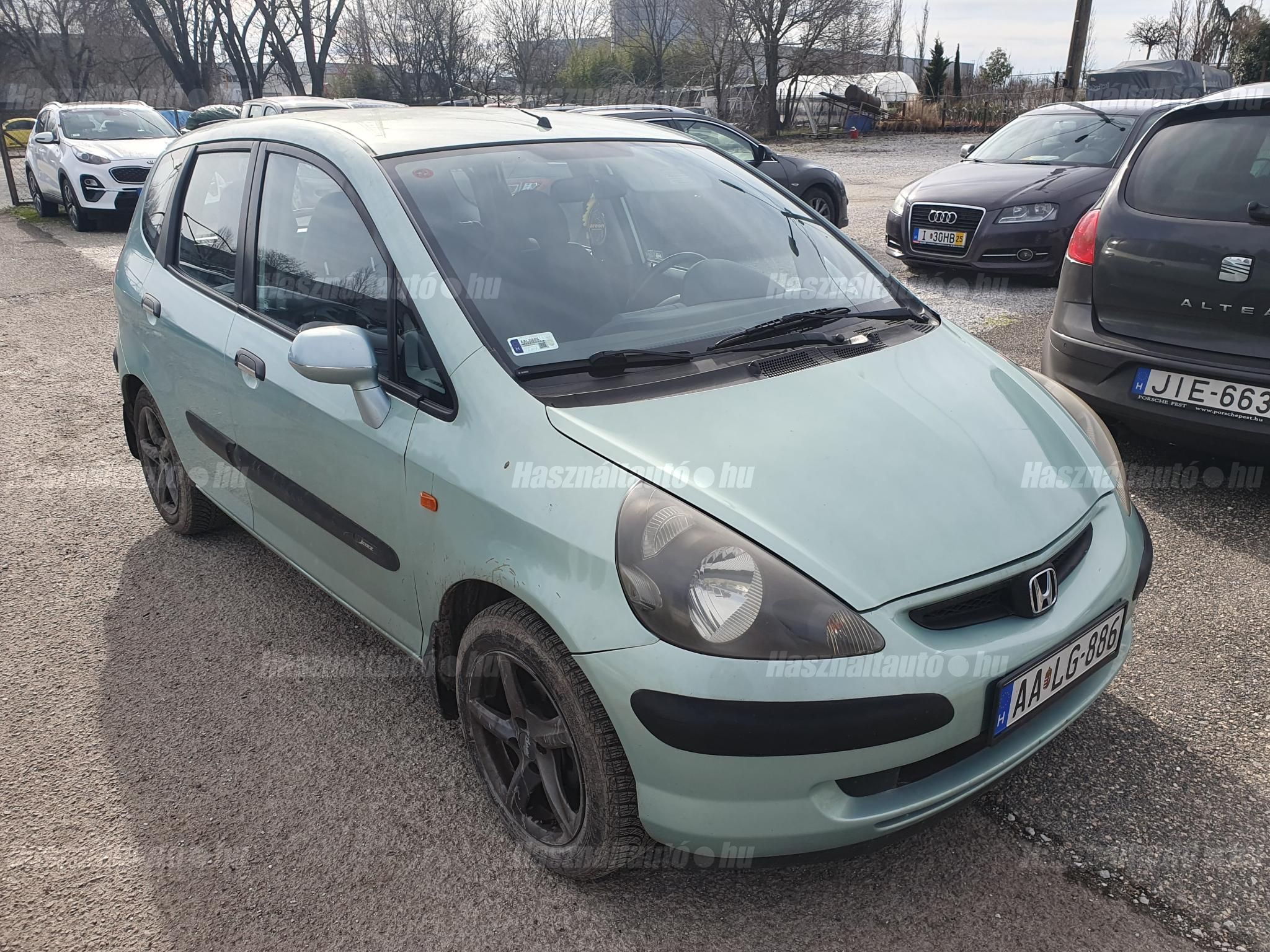 HONDA JAZZ 2002/8 - 1