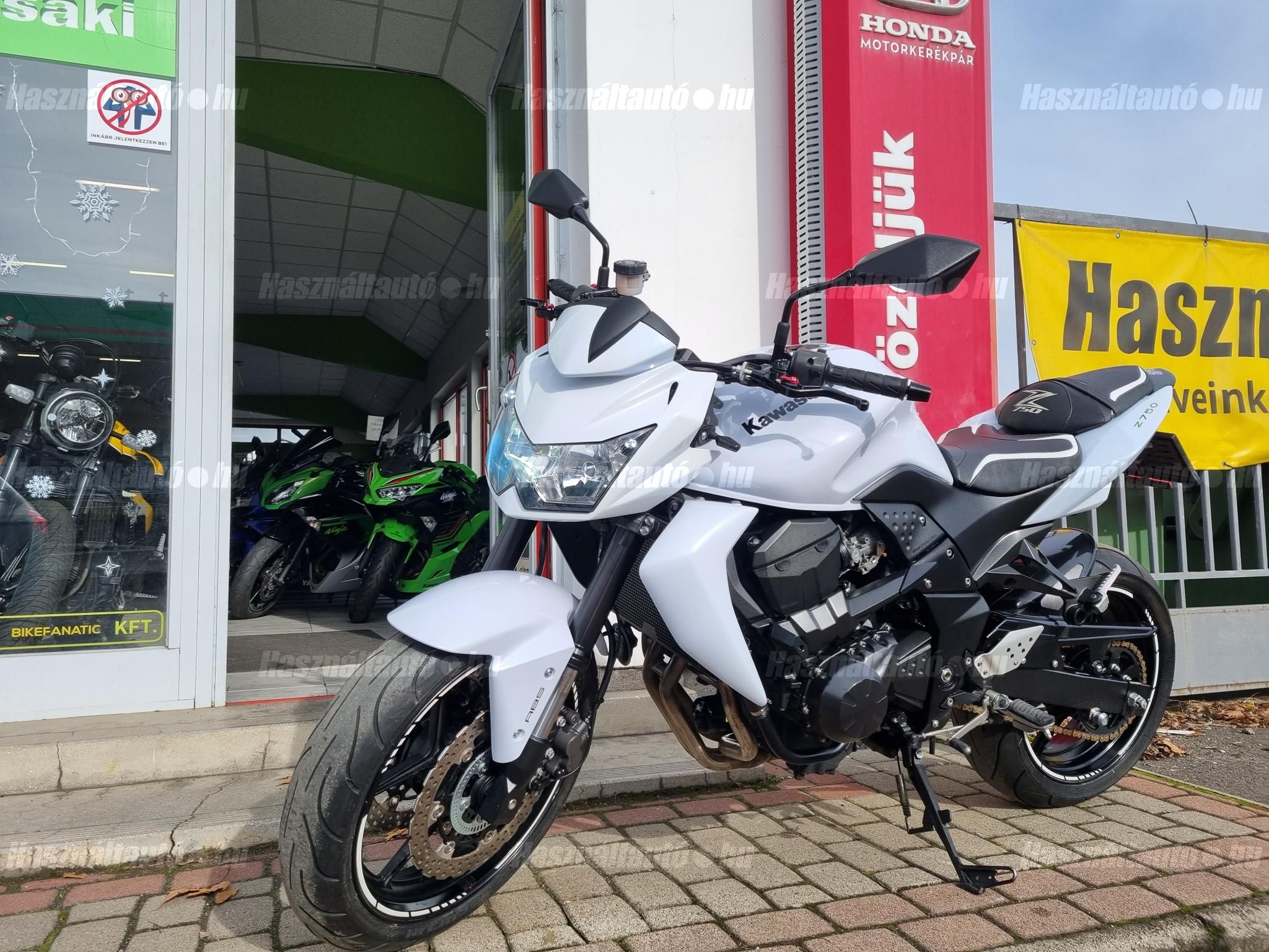 KAWASAKI Z 750 2012/2 - 1