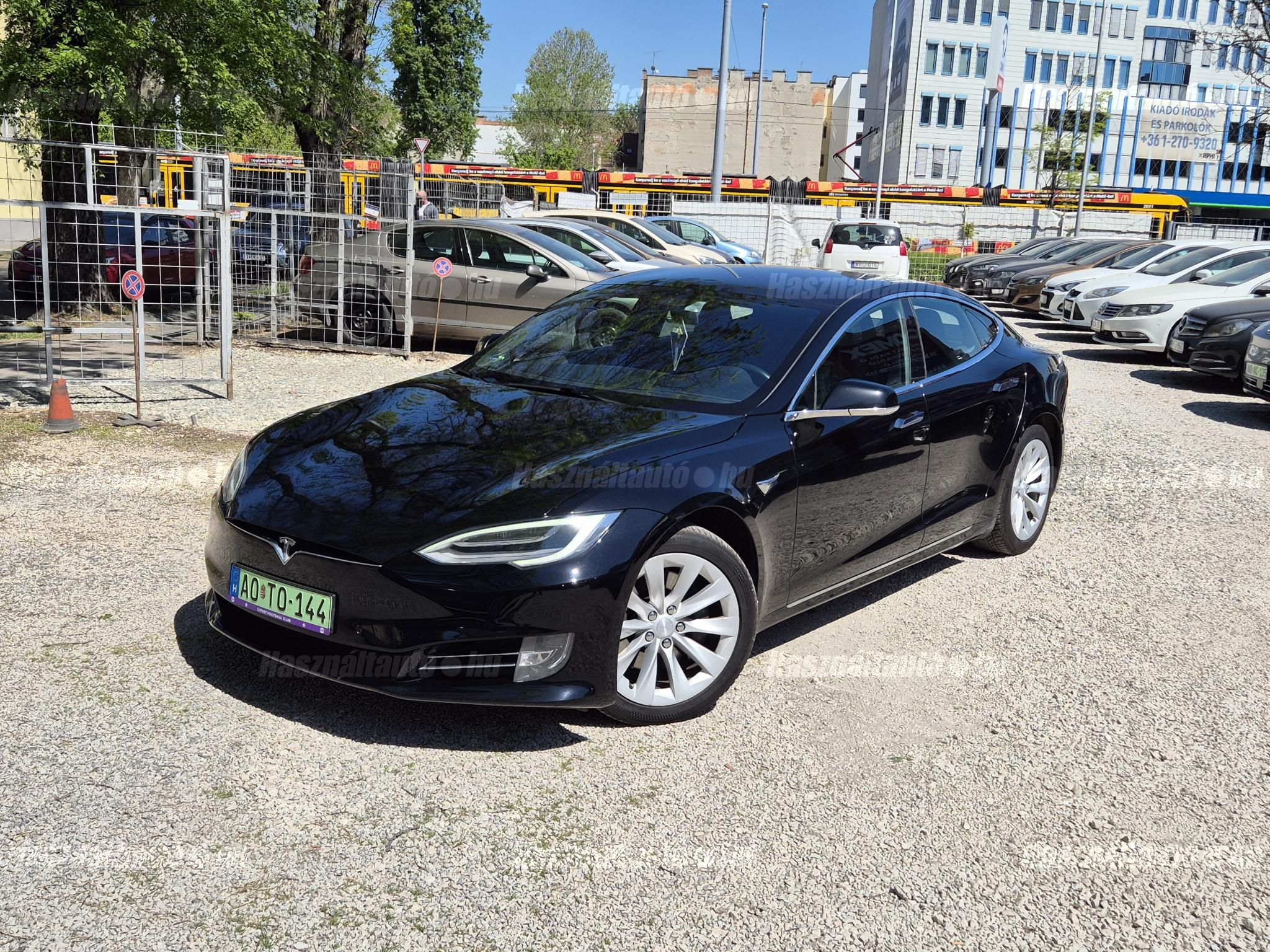 TESLA MODEL S 2019/12 - 1