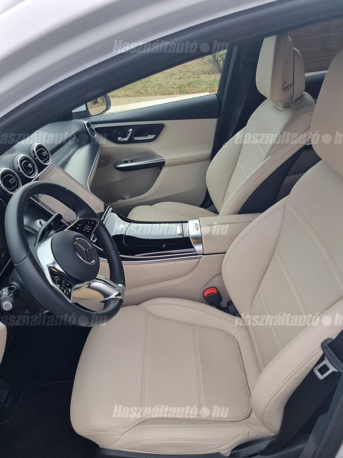 MERCEDES-BENZ GLC 200 2023/10 - 1