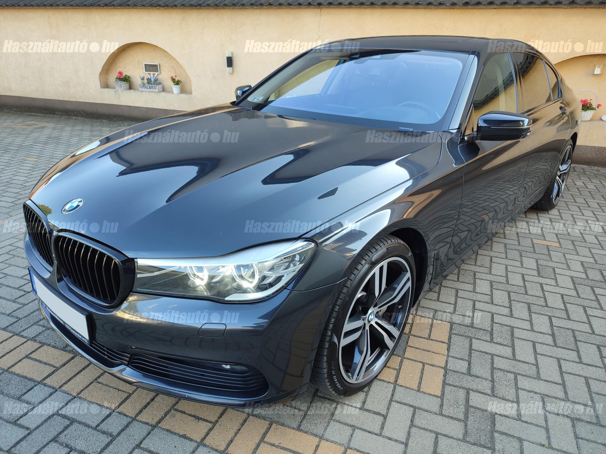 BMW 740 2018/8 - 1