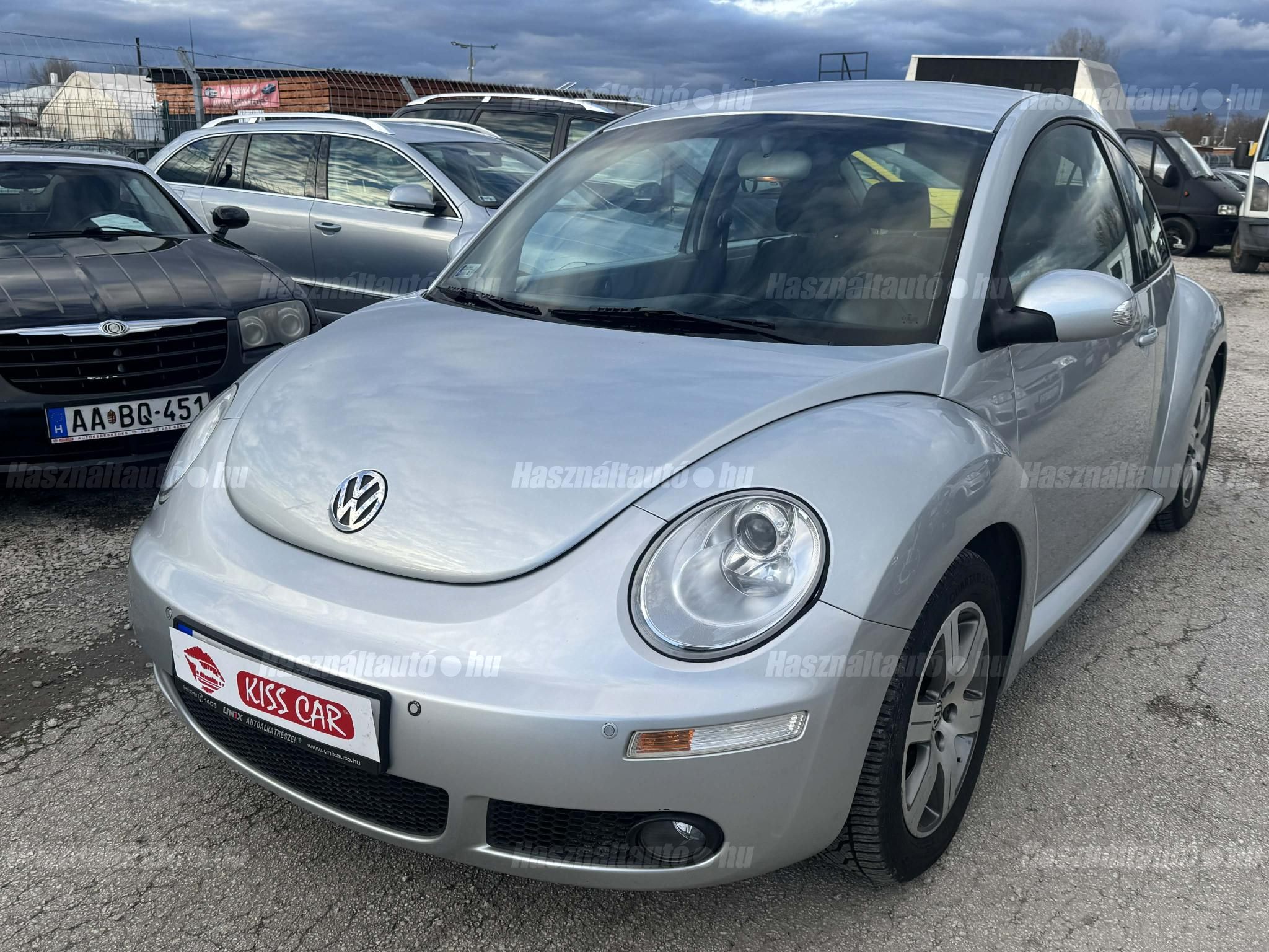 VOLKSWAGEN NEW BEETLE 2008 - 1