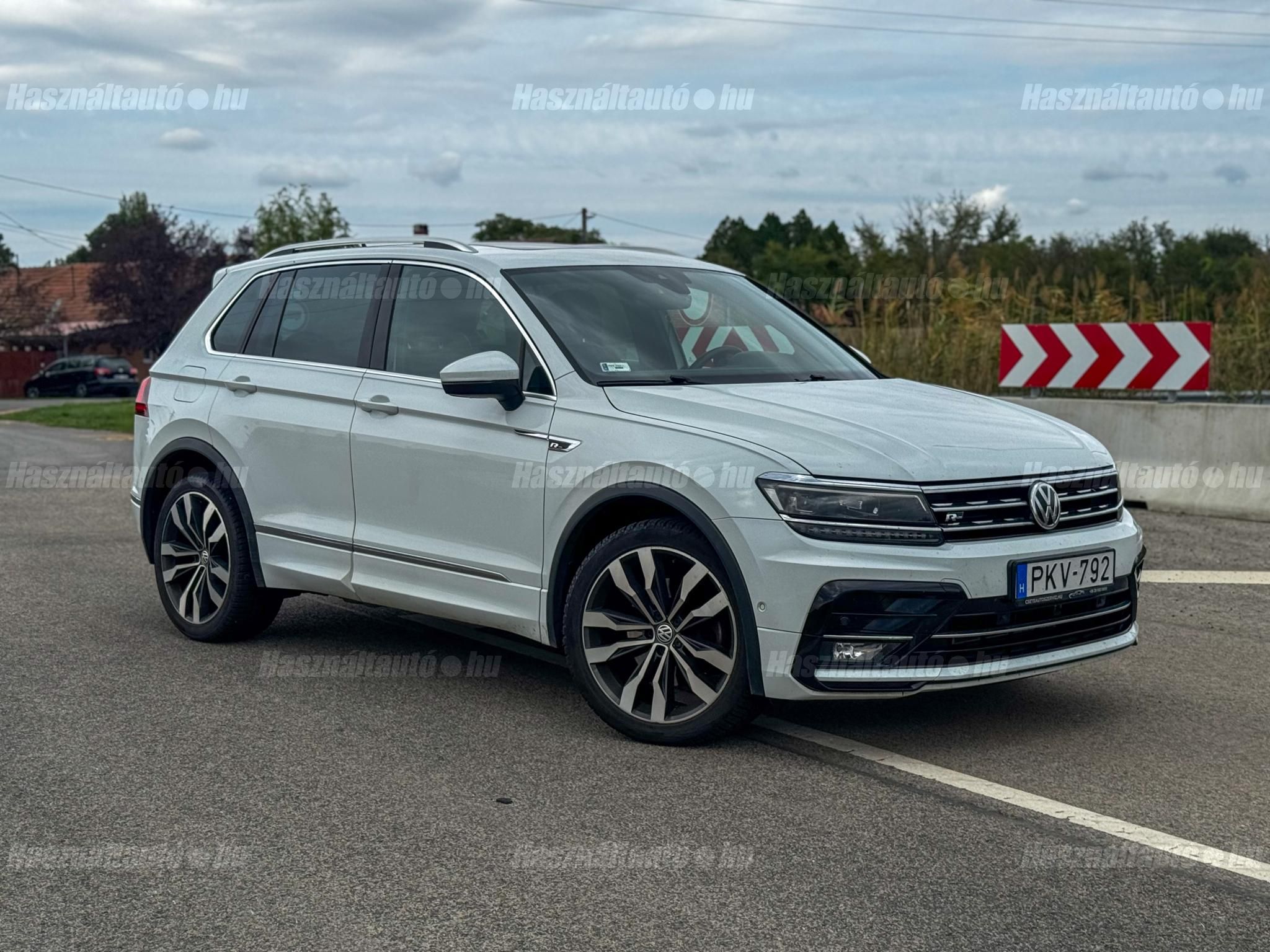 VOLKSWAGEN TIGUAN 2017/12 - 1