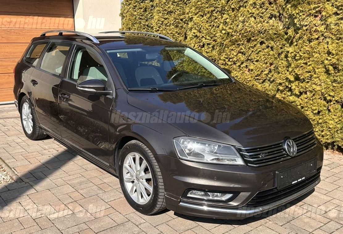 VOLKSWAGEN PASSAT 2014/6 - 1