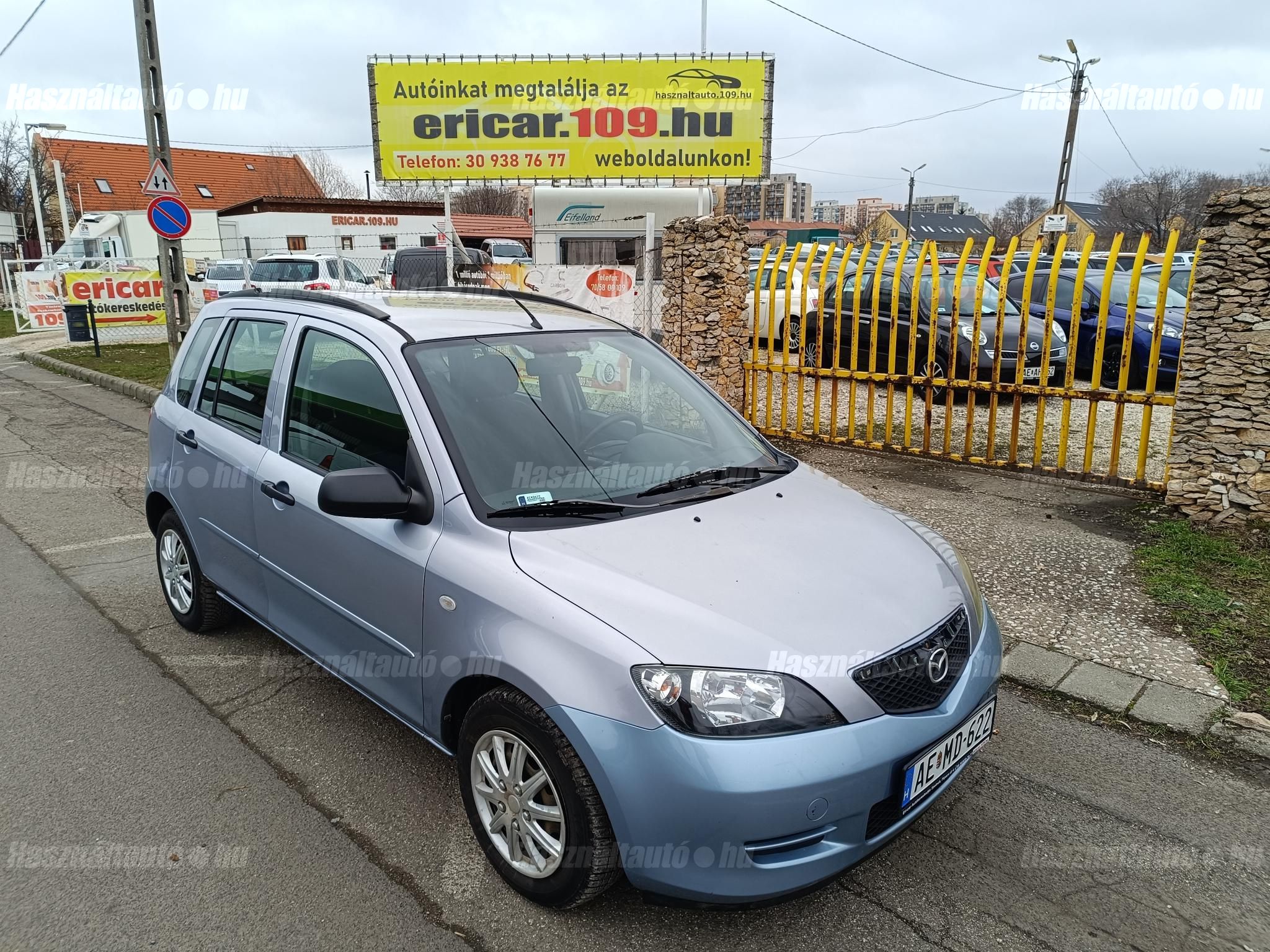 MAZDA 2 2003/5 - 1
