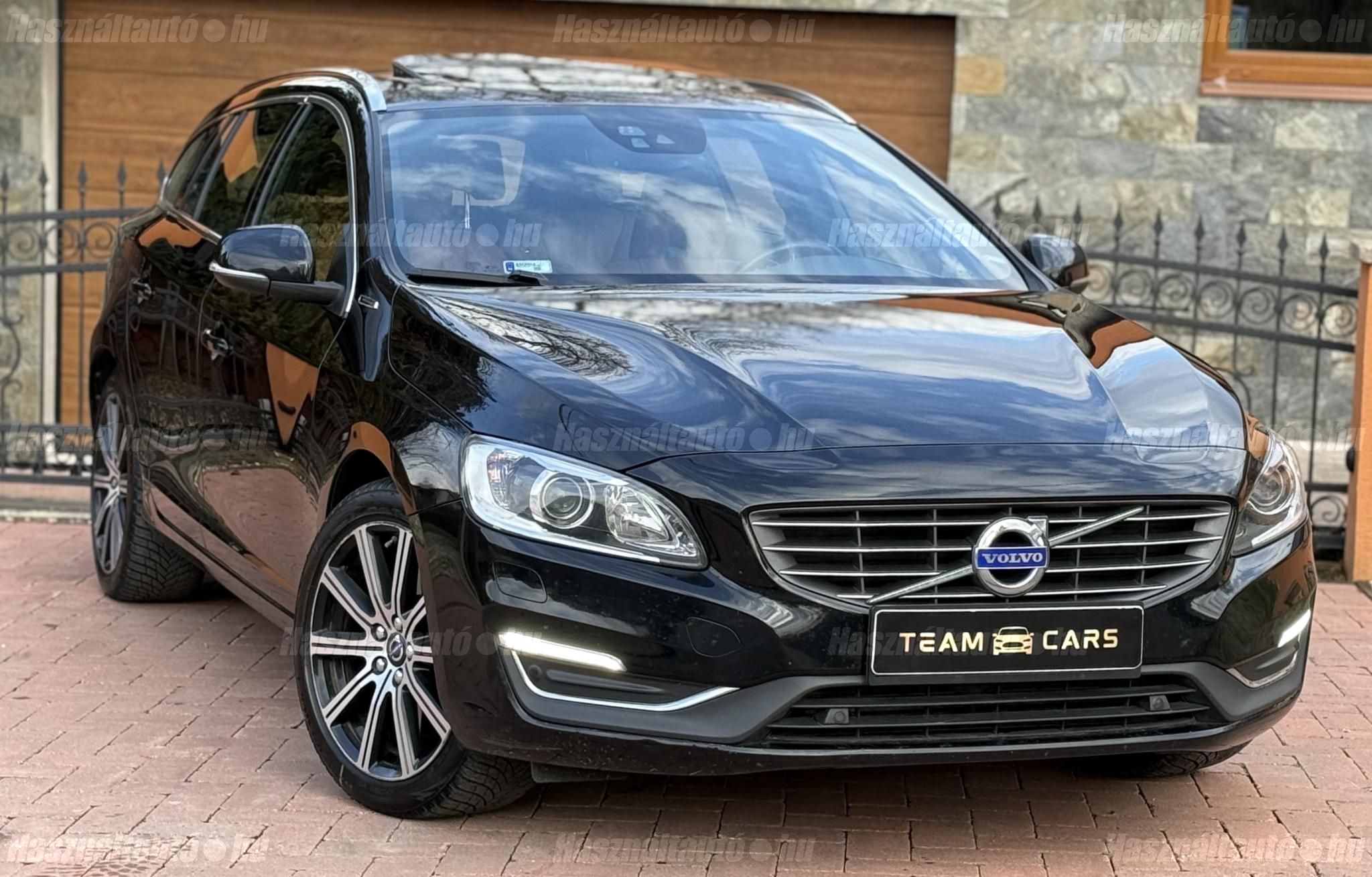 VOLVO V60 2016/2 - 1