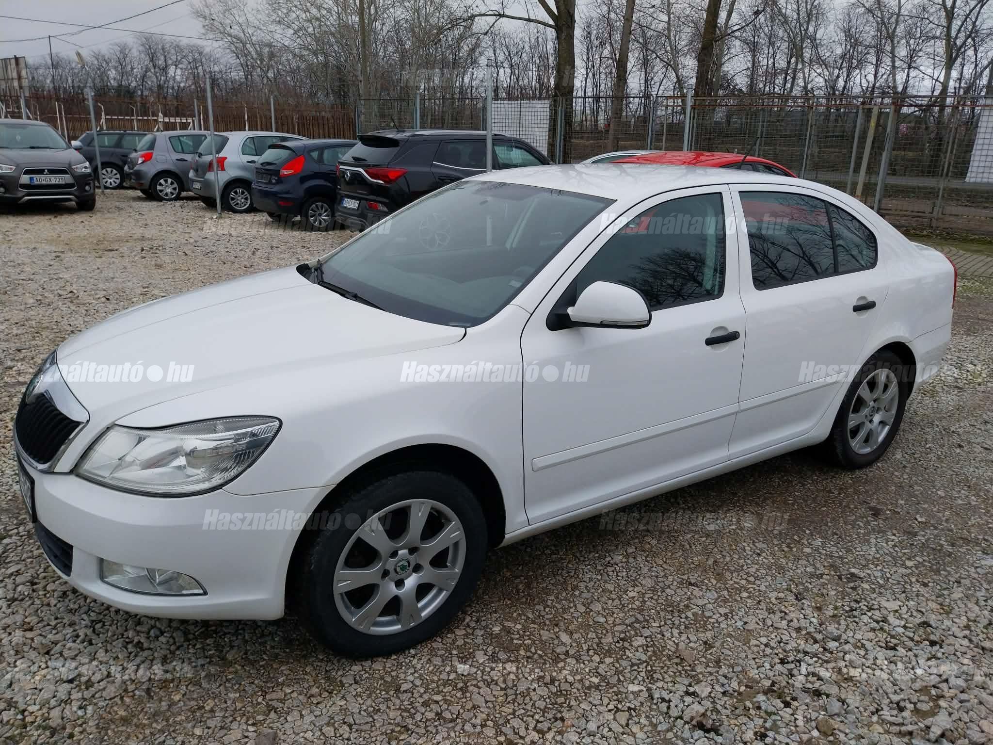SKODA OCTAVIA 2012/6 - 1