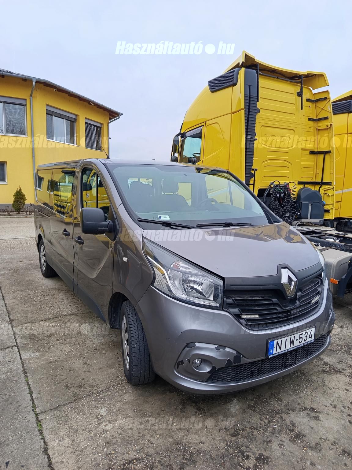RENAULT TRAFIC 2015/10 - 1