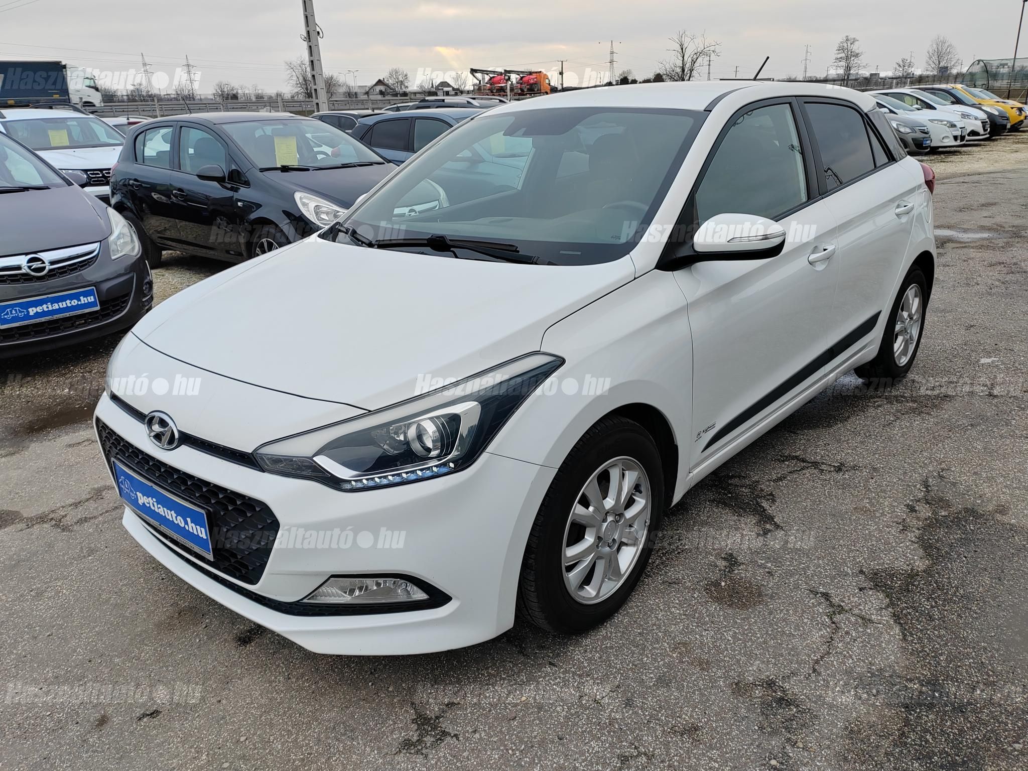 HYUNDAI I20 2016/11 - 1
