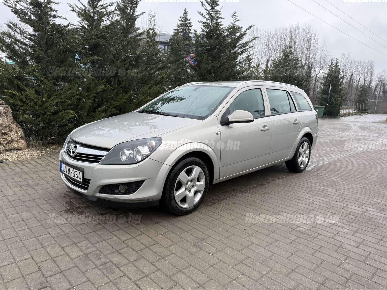 OPEL ASTRA 2011/3 - 1