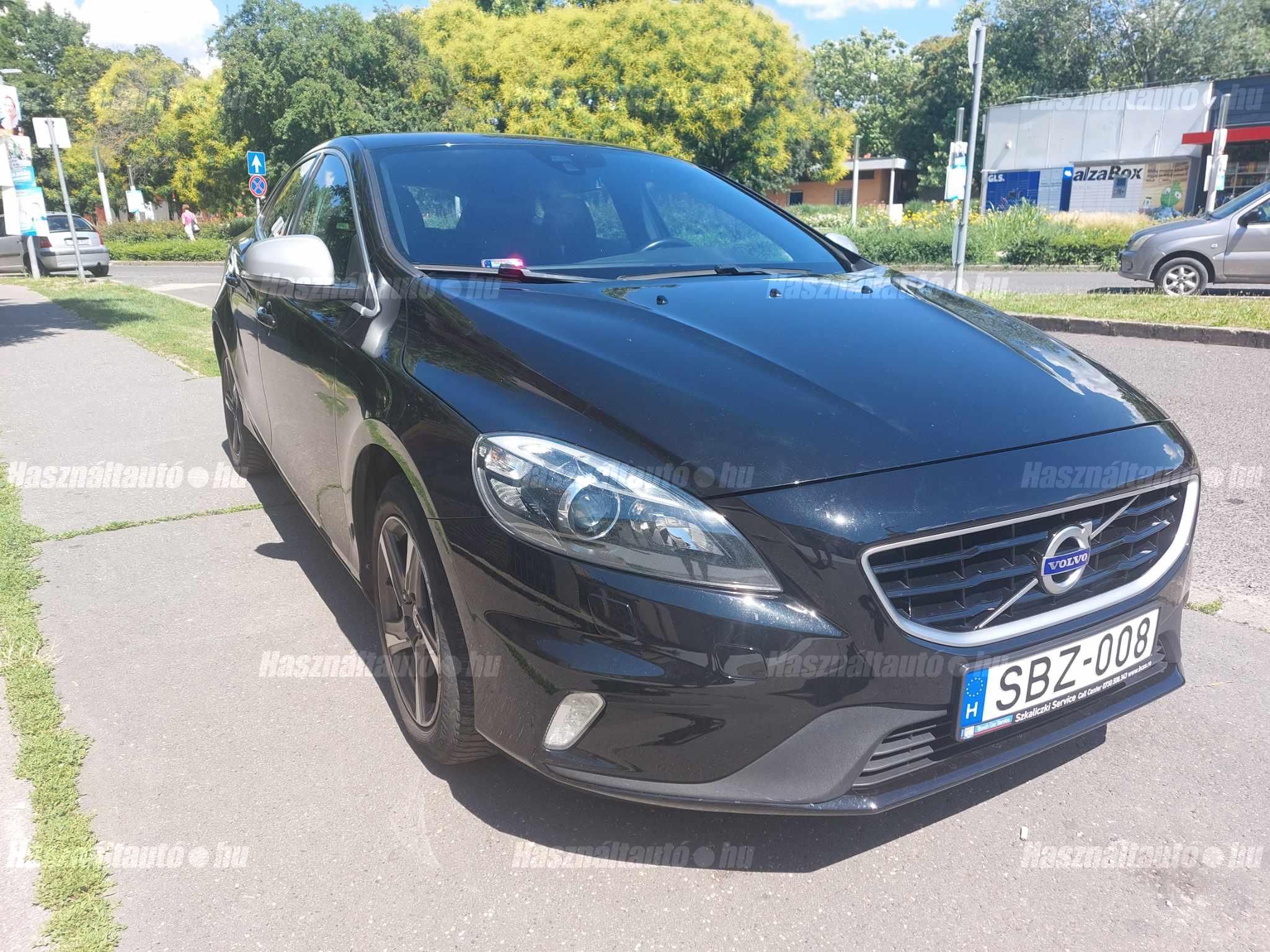 VOLVO V40 2015/12 - 1
