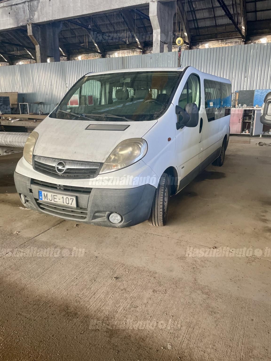 OPEL VIVARO 2008/5 - 1