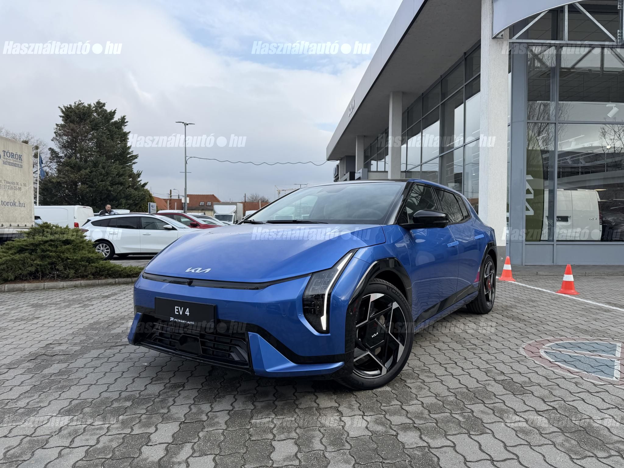 KIA EV4 2025 - 1