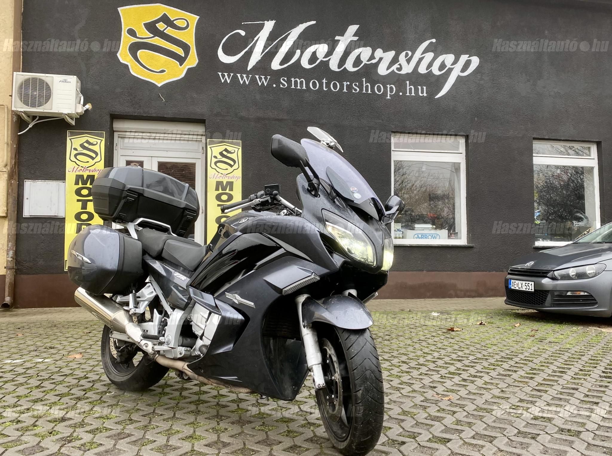 YAMAHA FJR 1300 2016/10 - 1