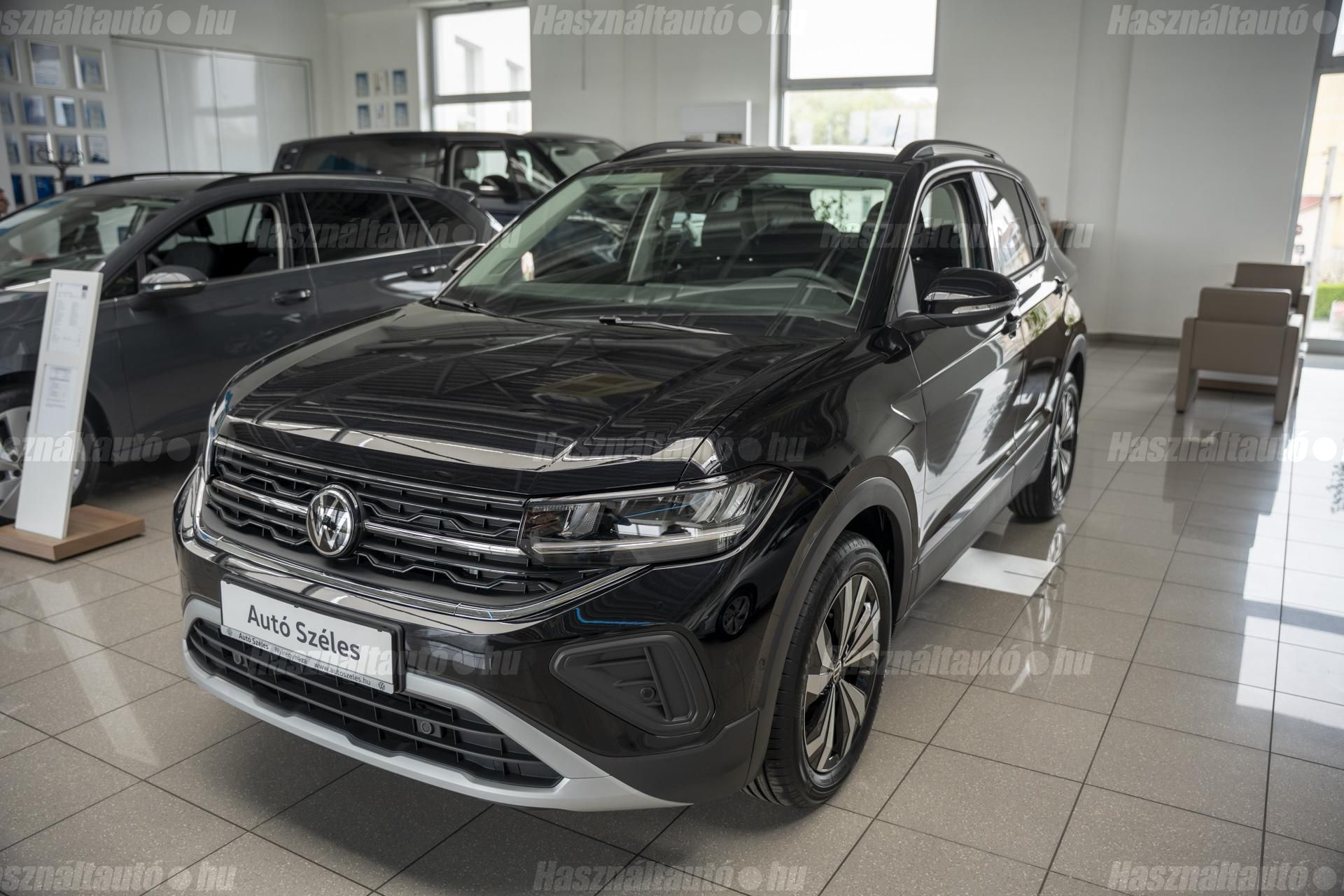 VOLKSWAGEN T-CROSS 2026 - 1