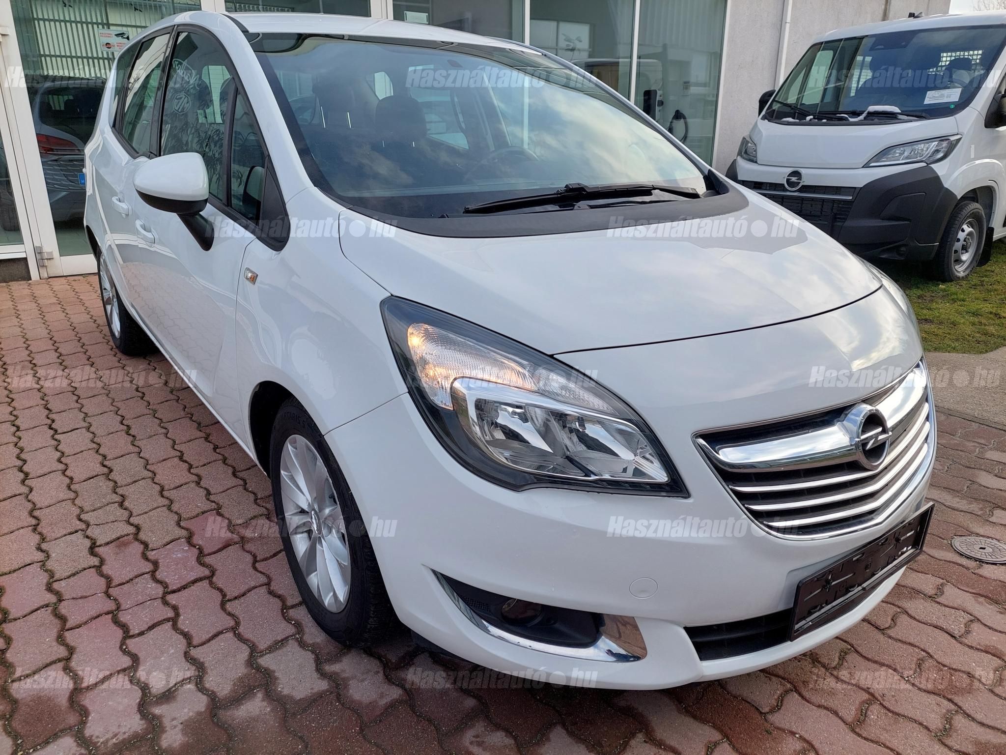 OPEL MERIVA B 2015/8 - 1