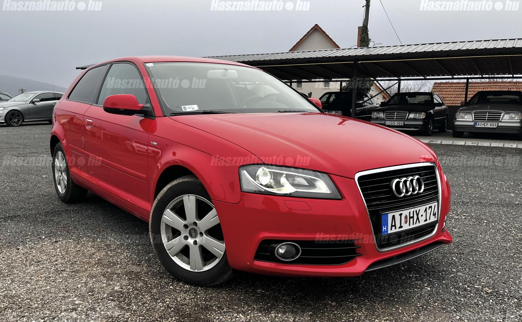AUDI A3 2011/10 - 1