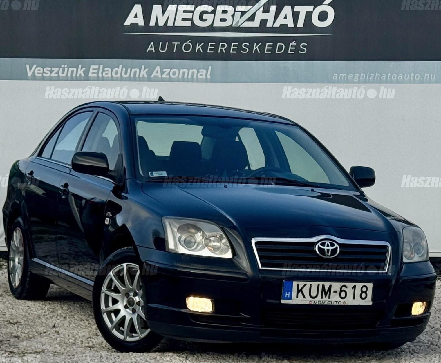 TOYOTA AVENSIS 2004/2 - 1