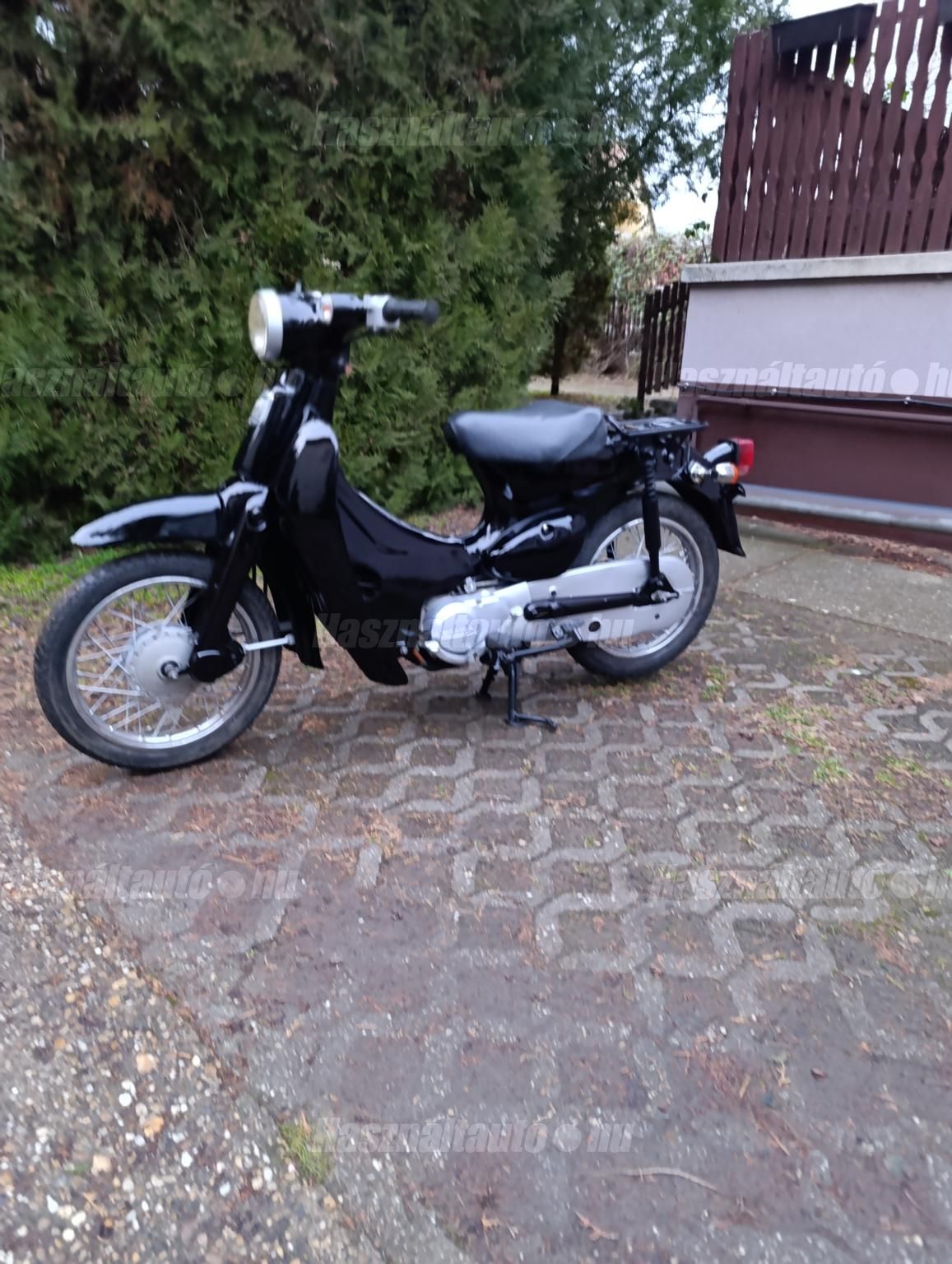 HONDA C 50 2005 - 1