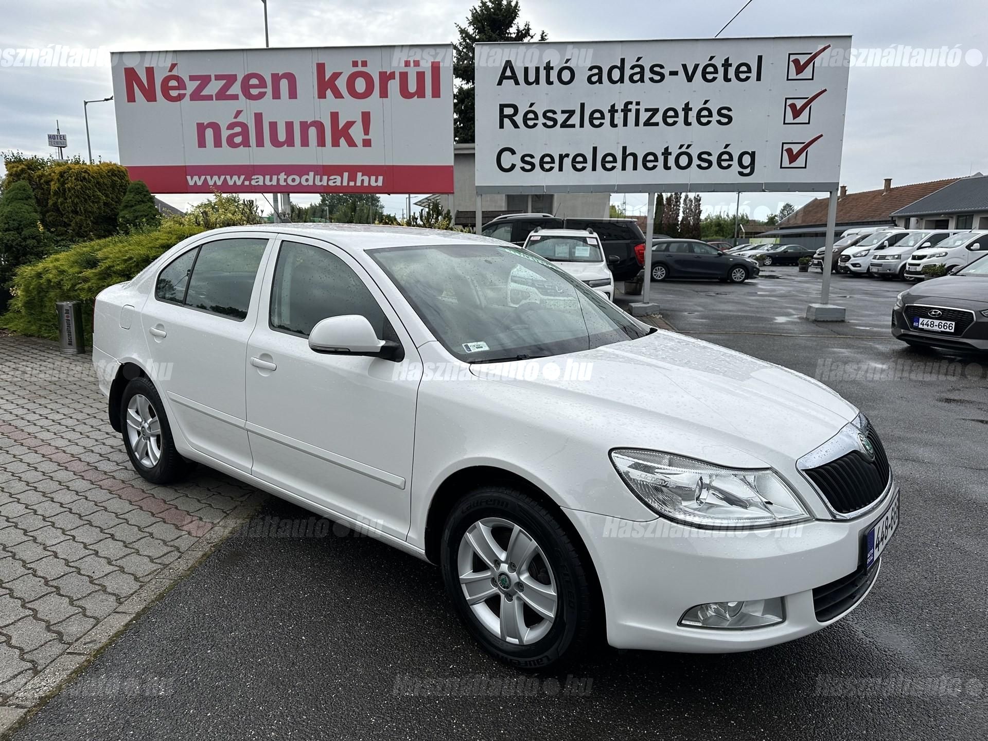SKODA OCTAVIA 2012/9 - 1