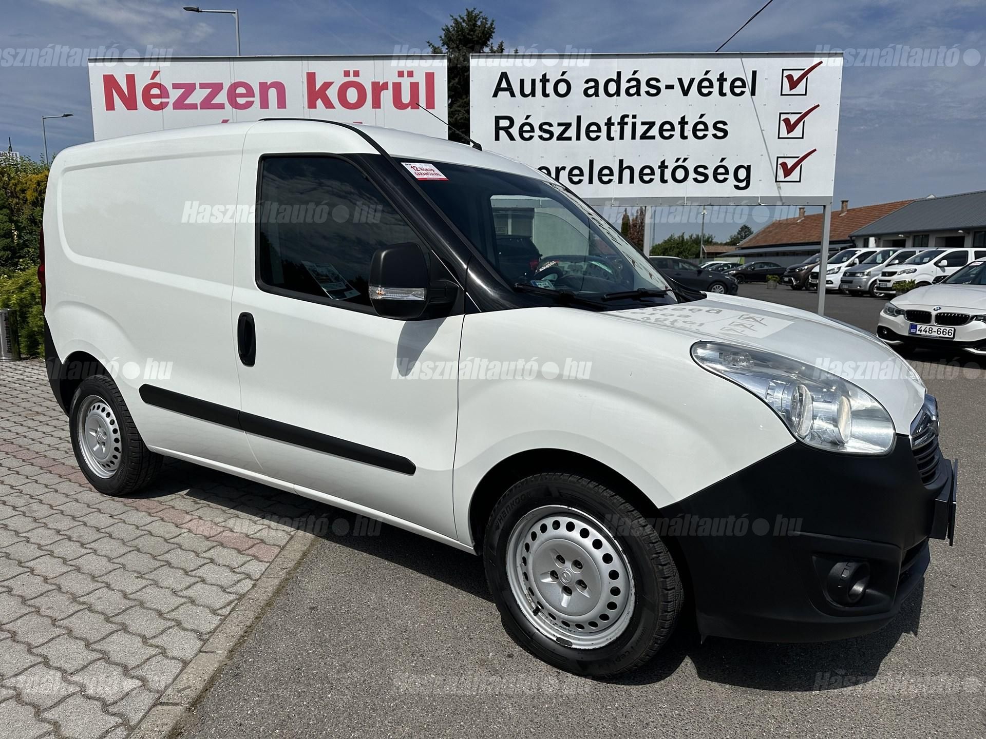 OPEL COMBO 2017/11 - 1
