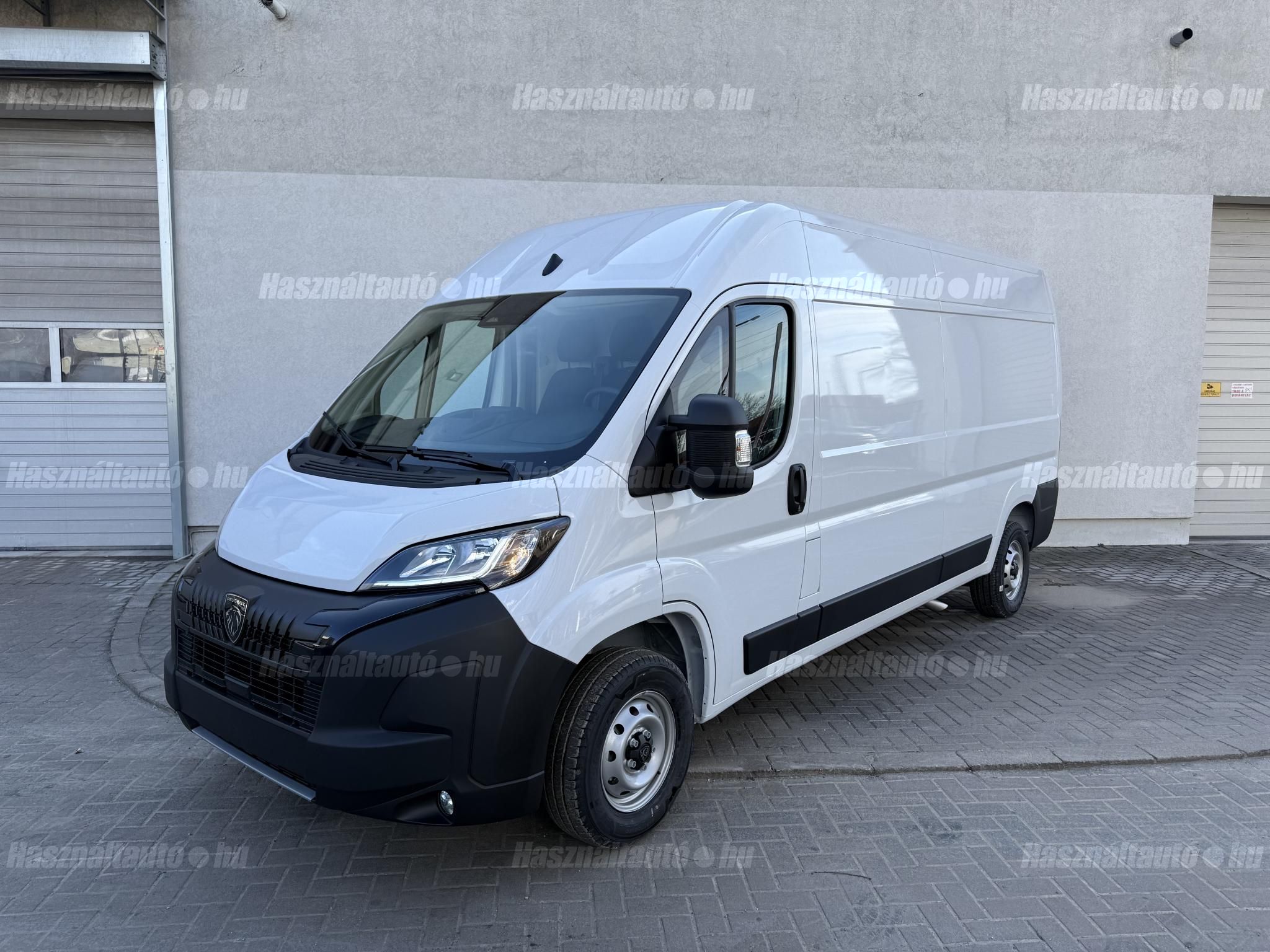 PEUGEOT BOXER 2026 - 1