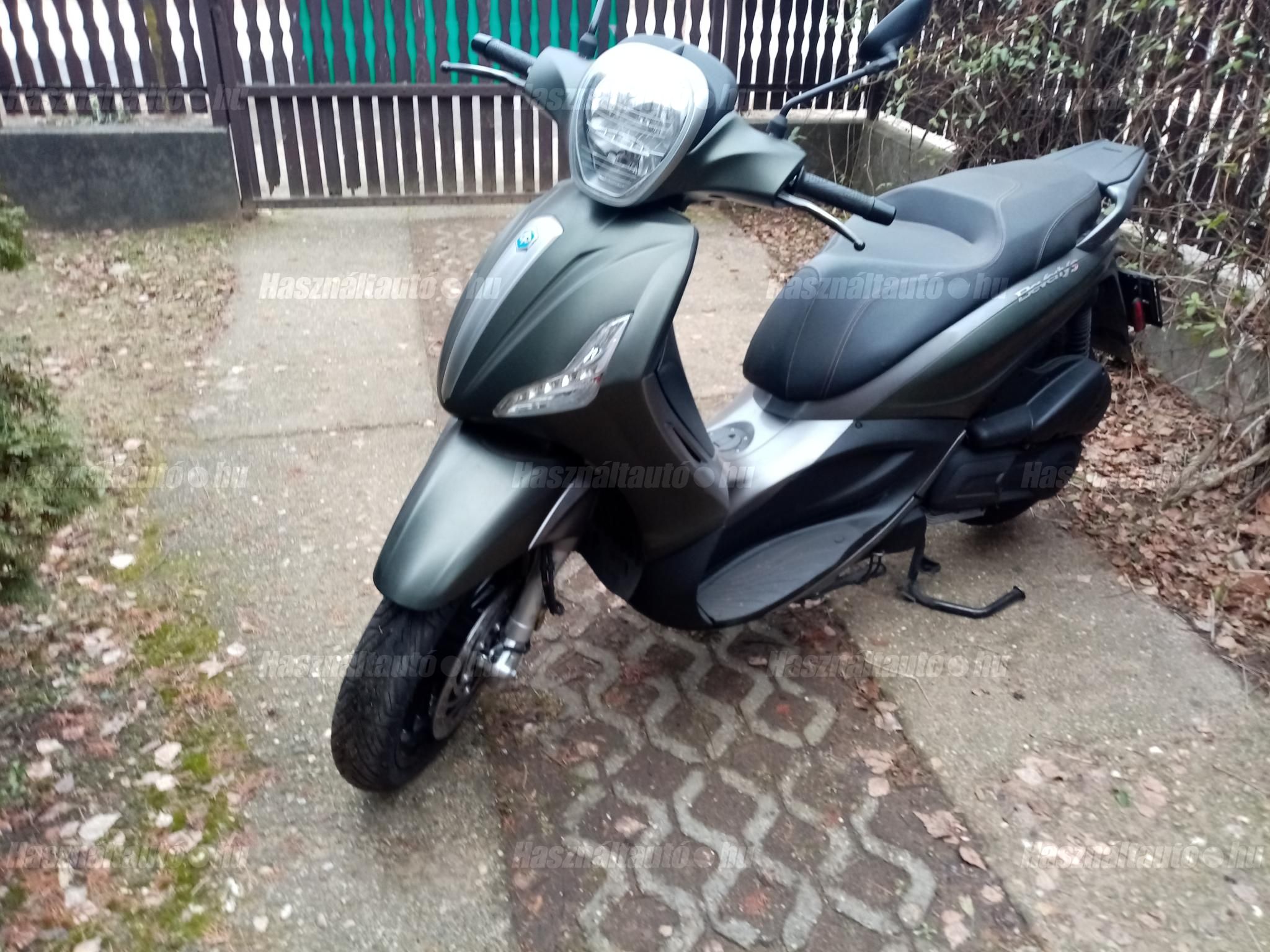 PIAGGIO BEVERLY 300 2020 - 1