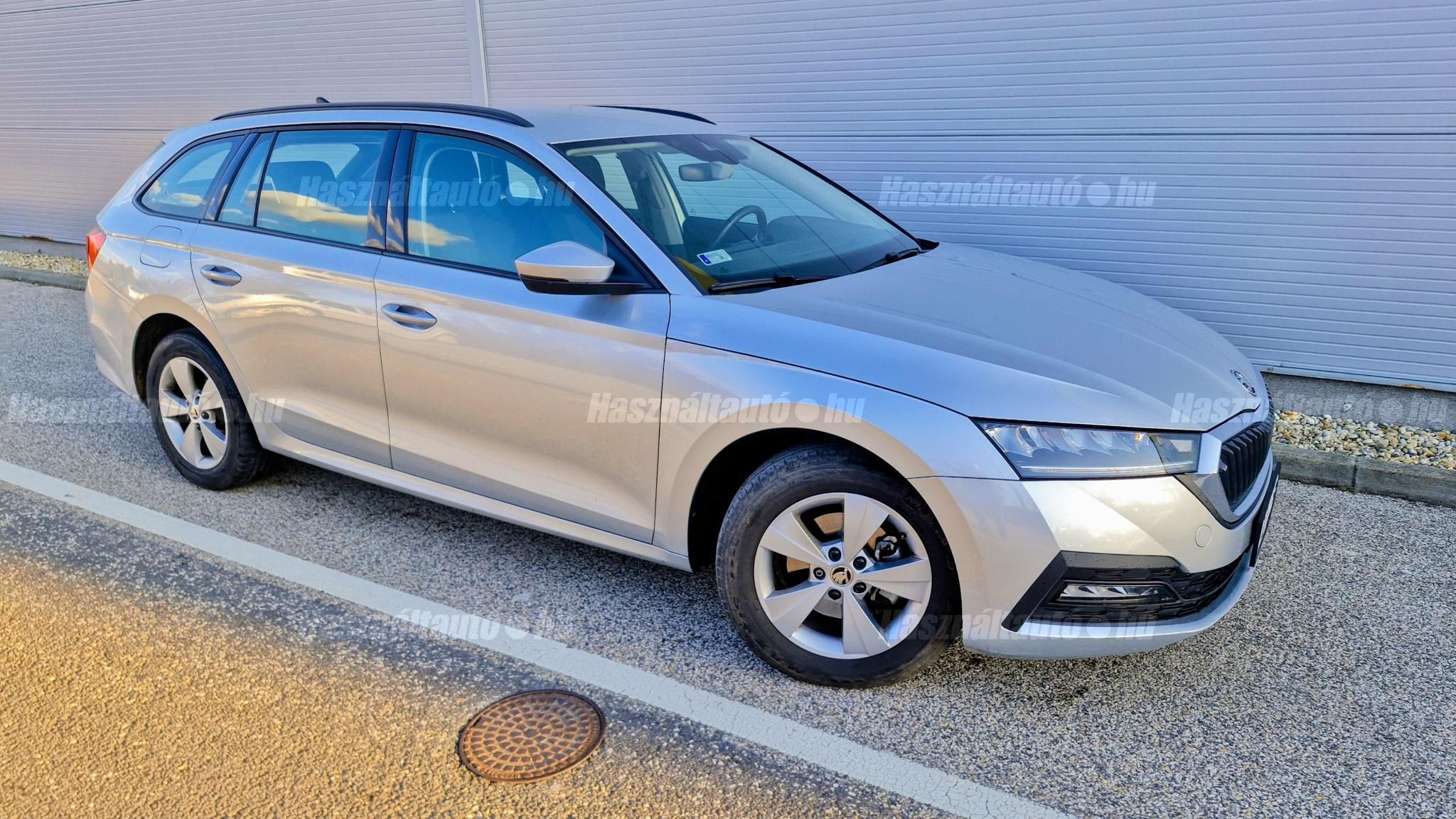 SKODA OCTAVIA 2021/8 - 1