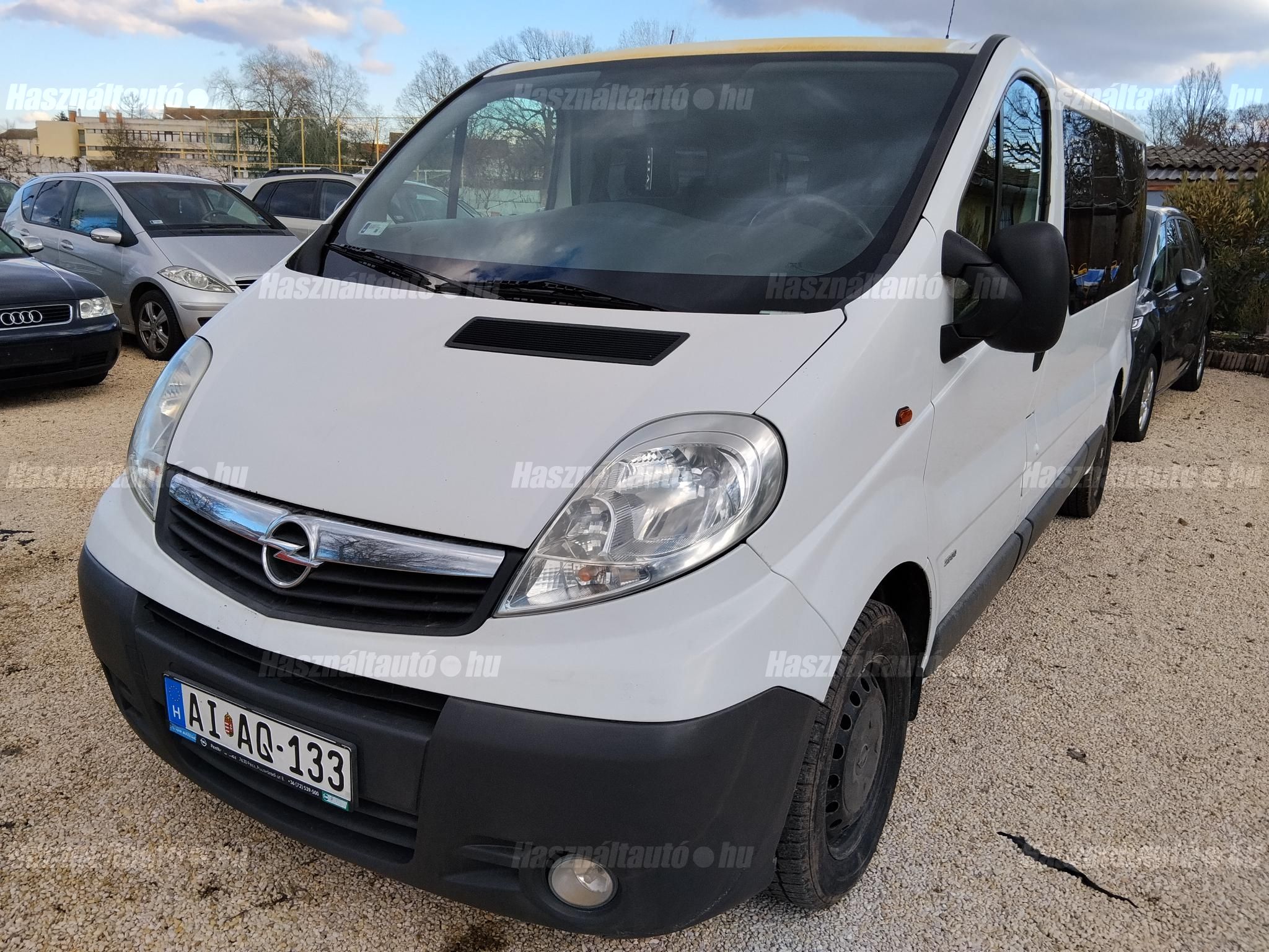 OPEL VIVARO 2013/9 - 1