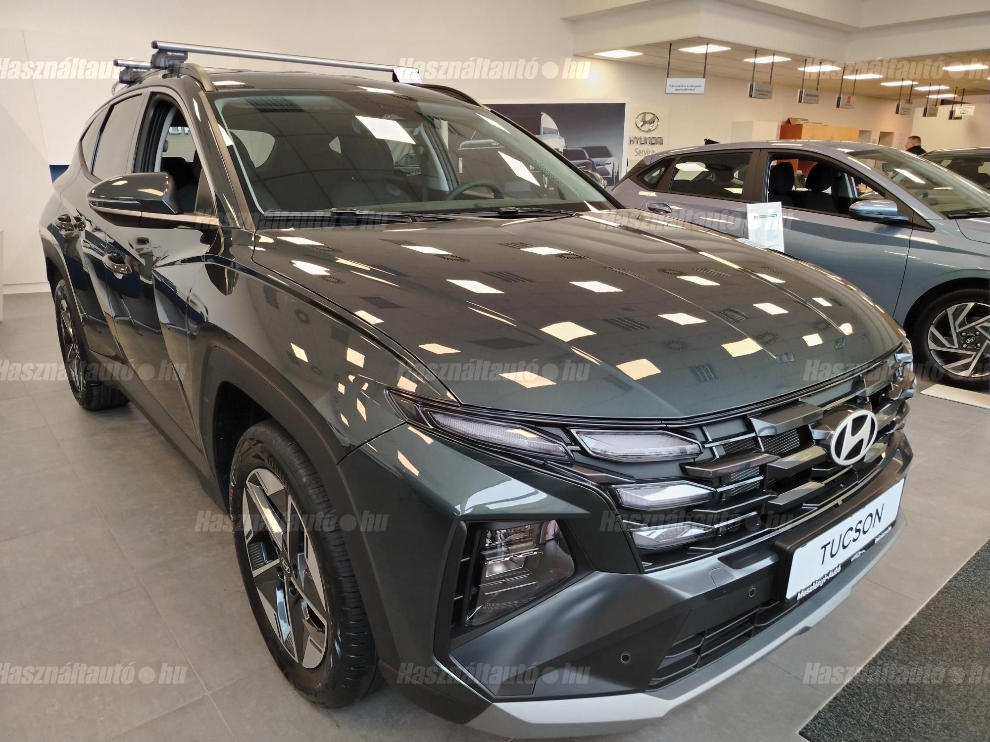 HYUNDAI TUCSON 2025/12 - 1