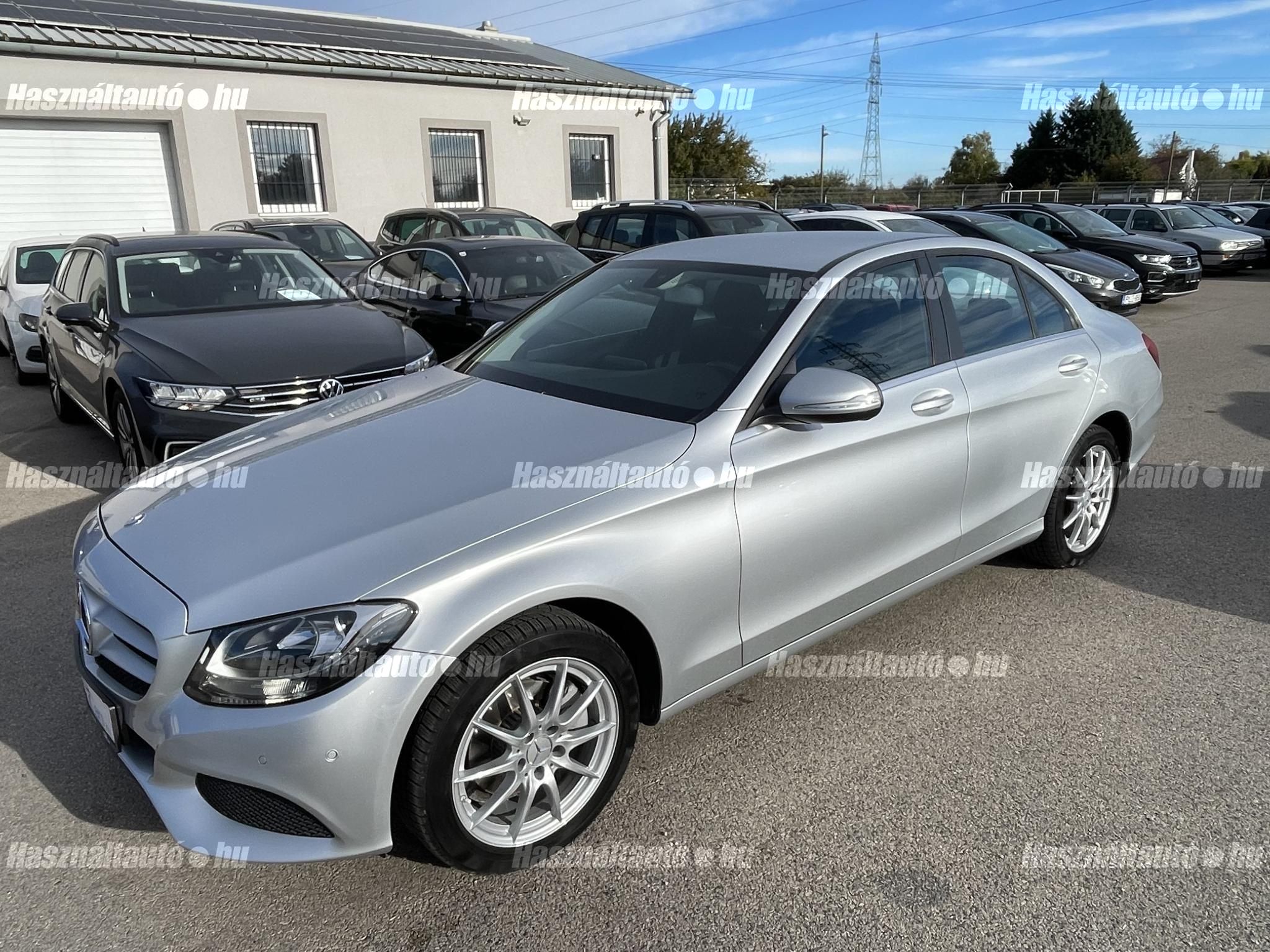 MERCEDES-BENZ C 180 2015/4 - 1