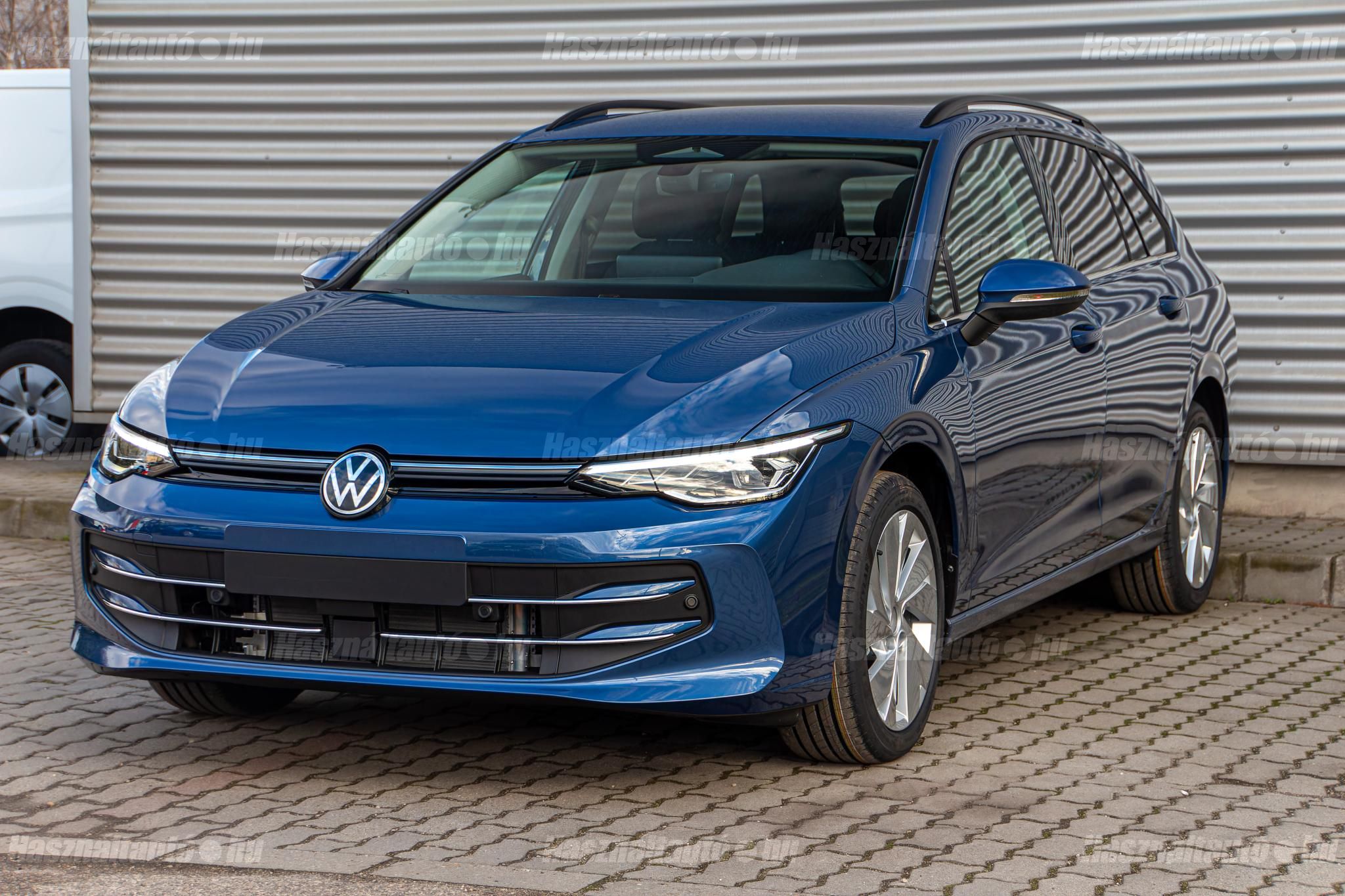 VOLKSWAGEN GOLF 2026 - 1