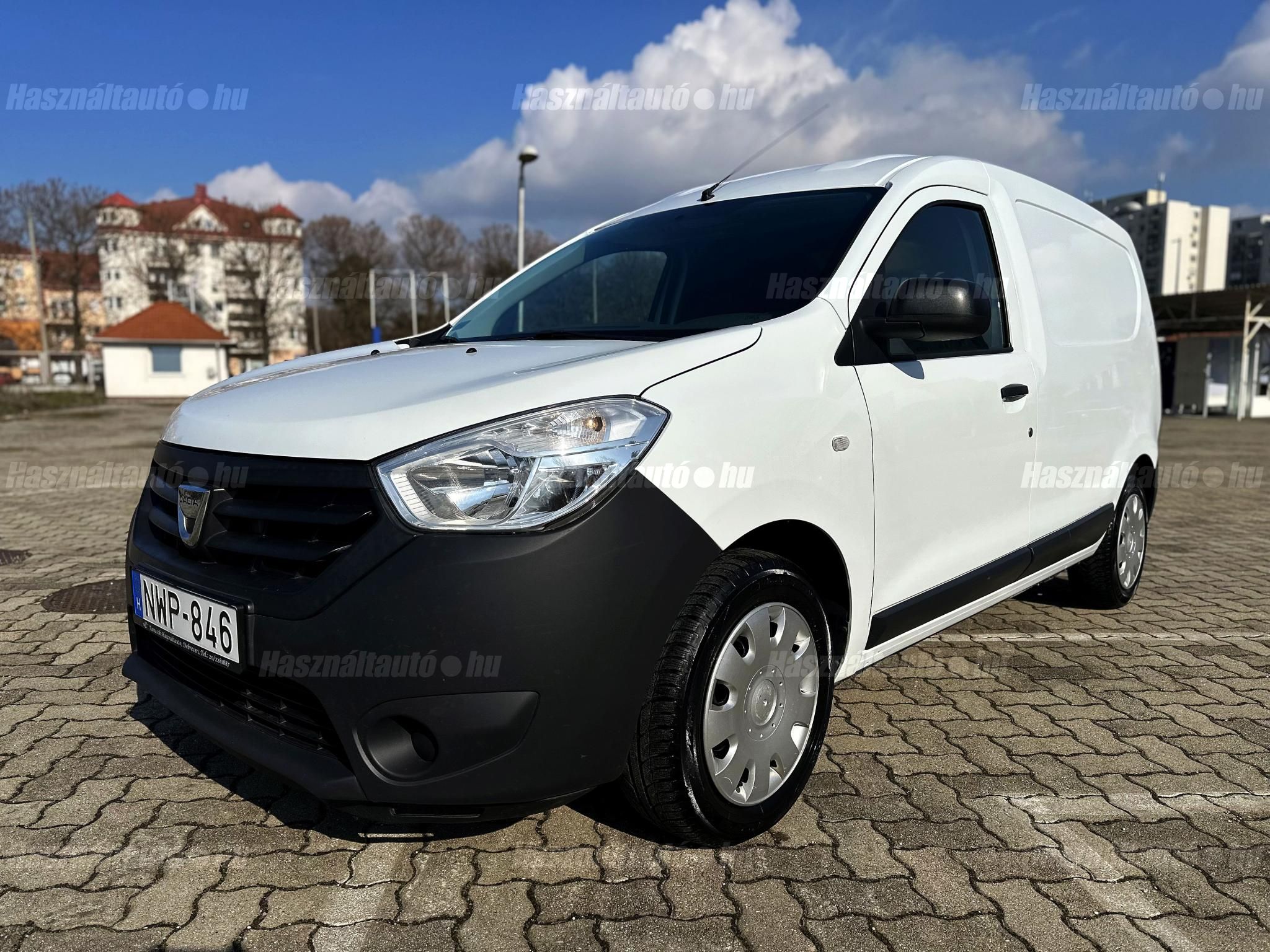 DACIA DOKKER 2016/10 - 1