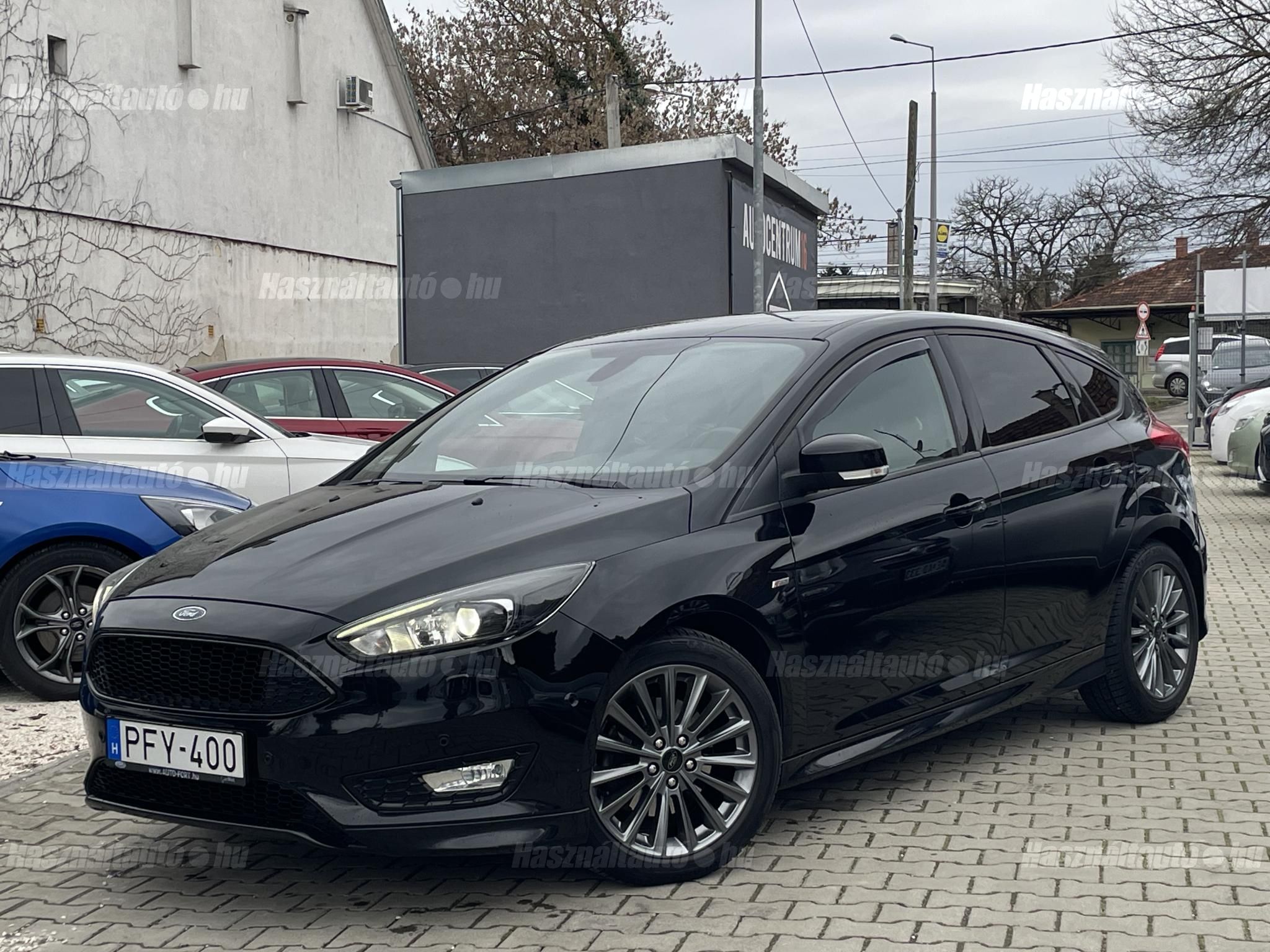 FORD FOCUS 2017/6 - 1