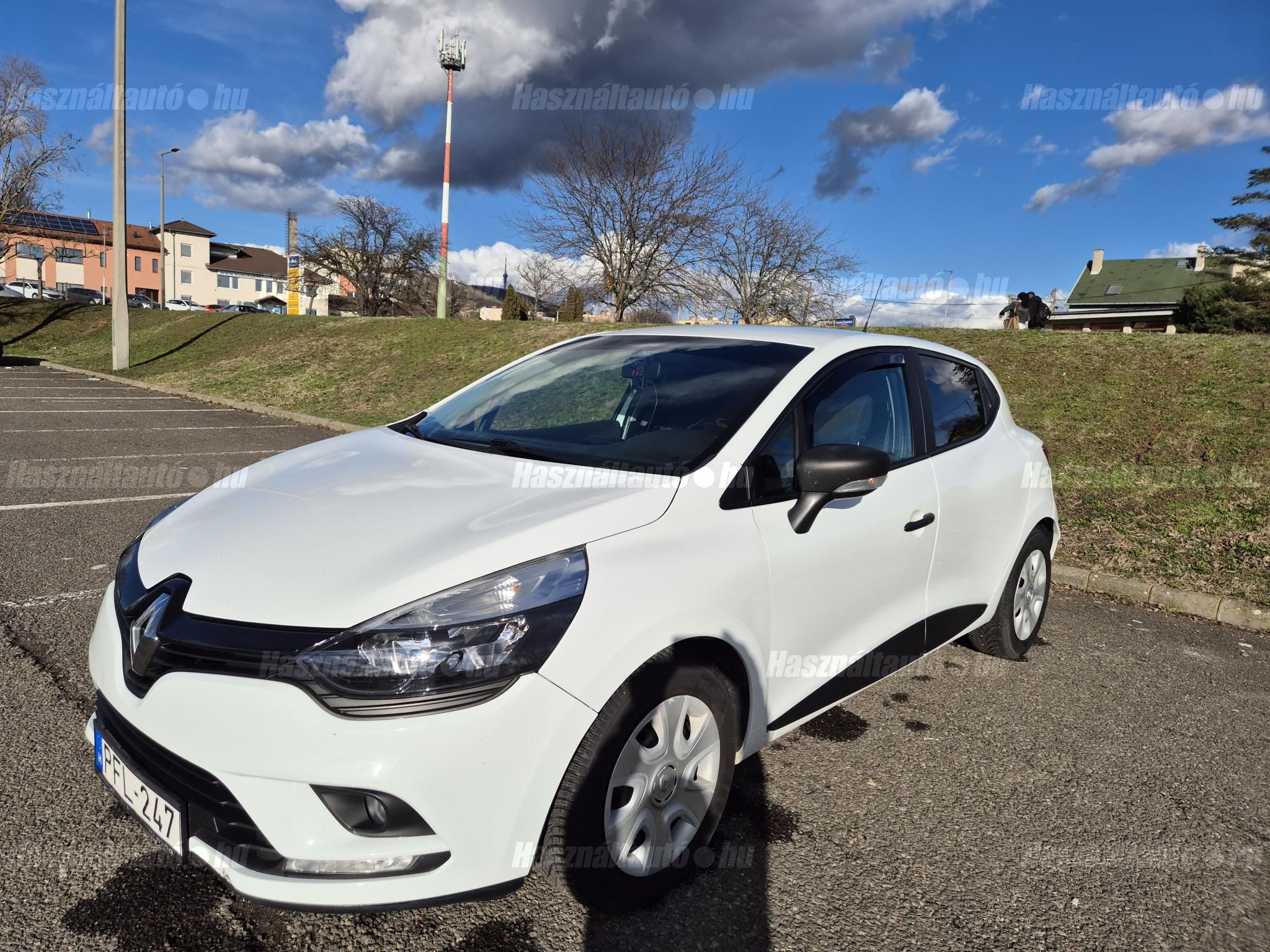 RENAULT CLIO 2017/6 - 1