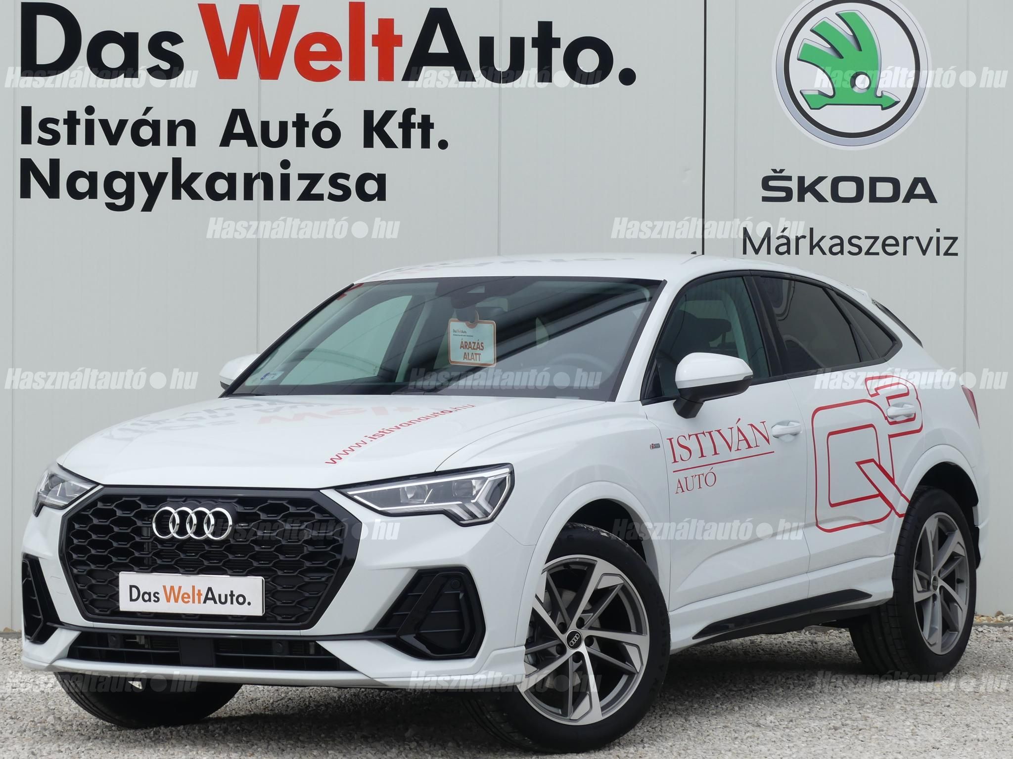 AUDI Q3 2023/4 - 1