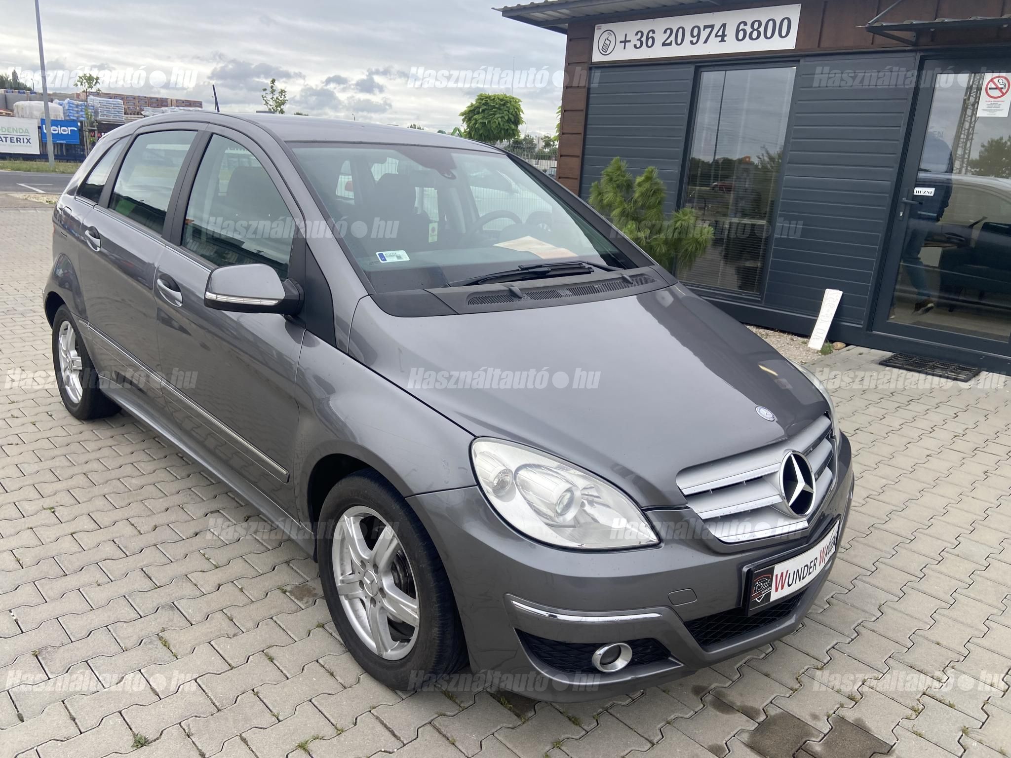 MERCEDES-BENZ B 180 2010/12 - 1