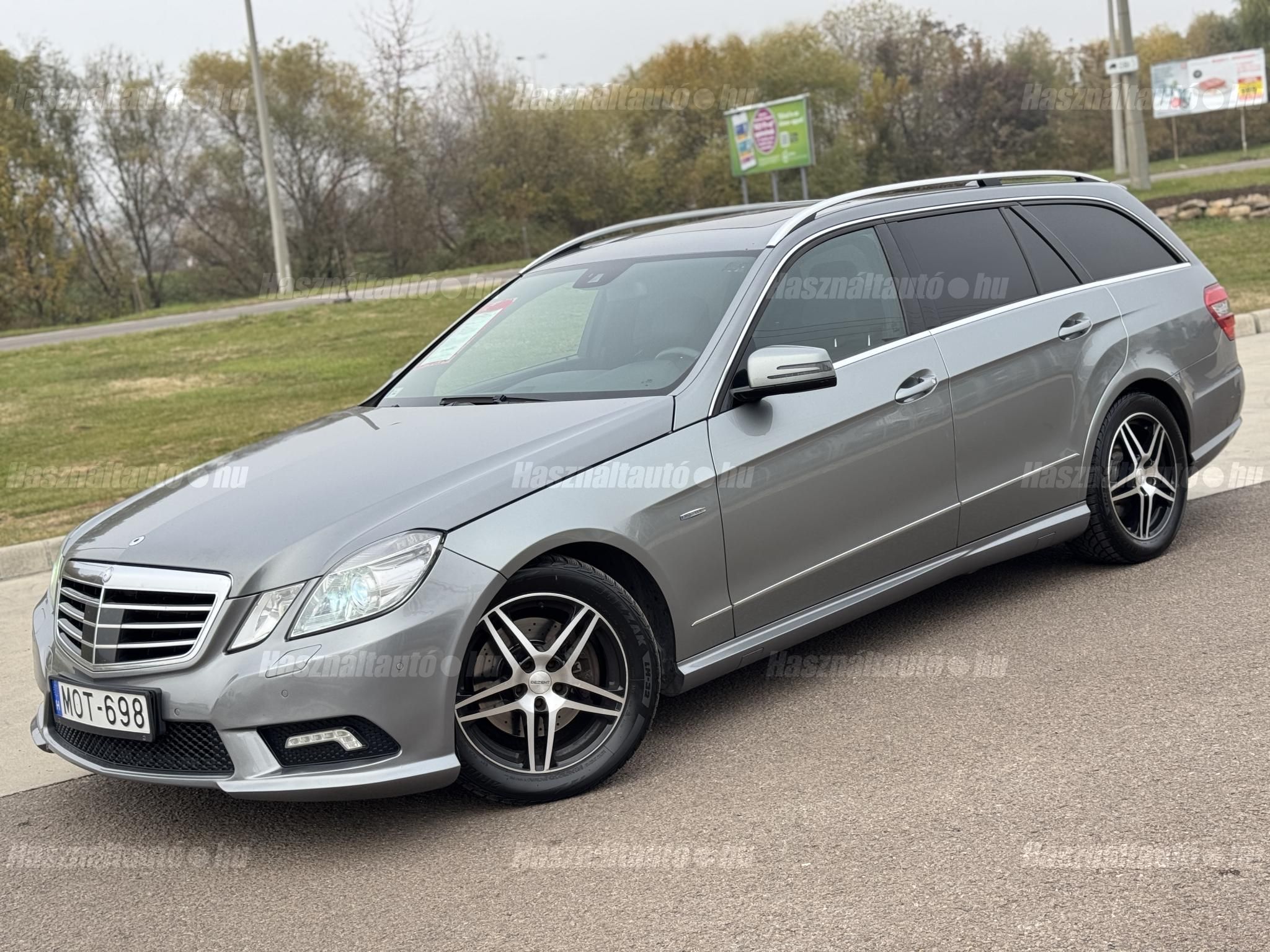 MERCEDES-BENZ E 350 2010/12 - 1