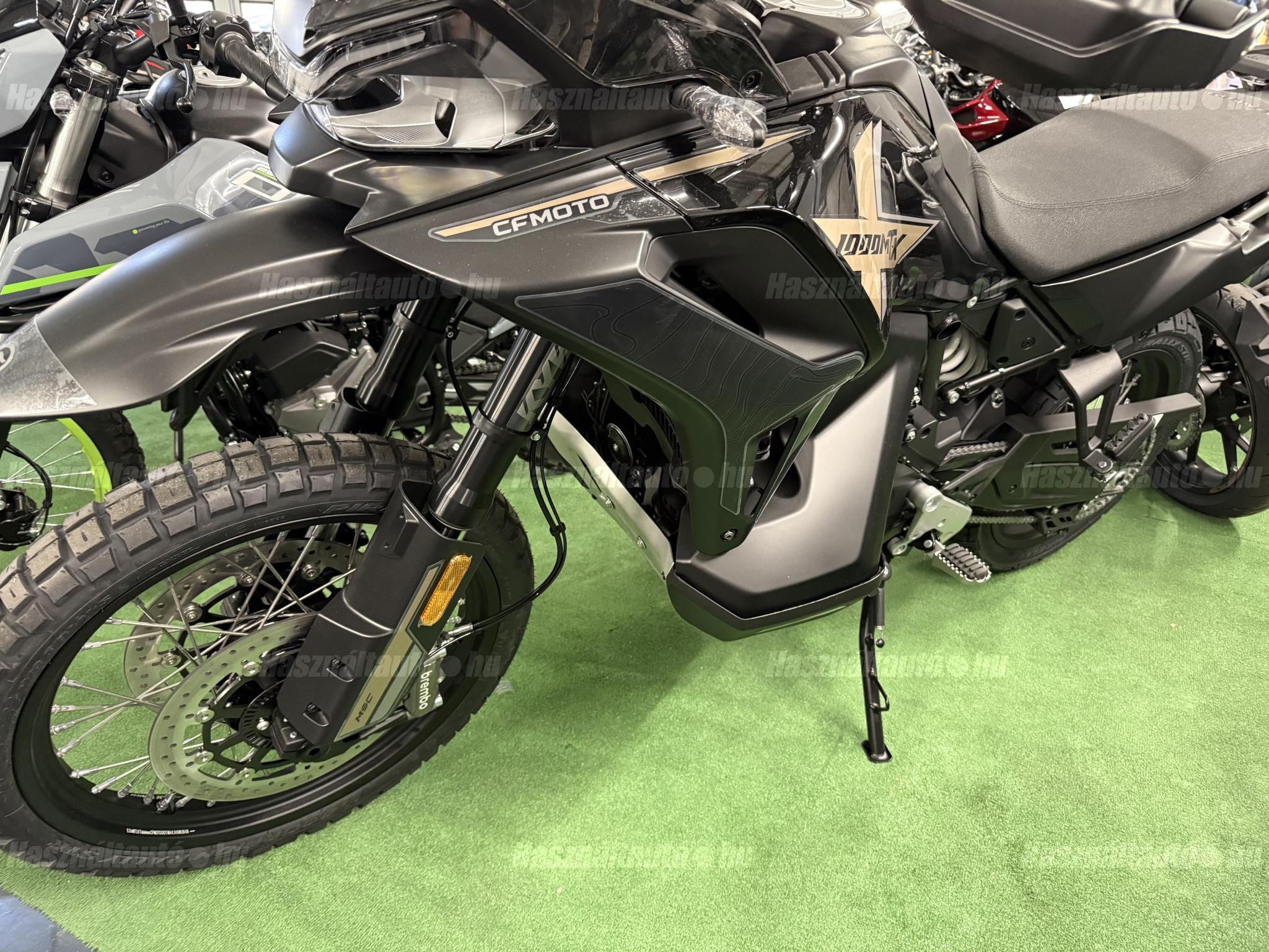CFMOTO 1000MT-X