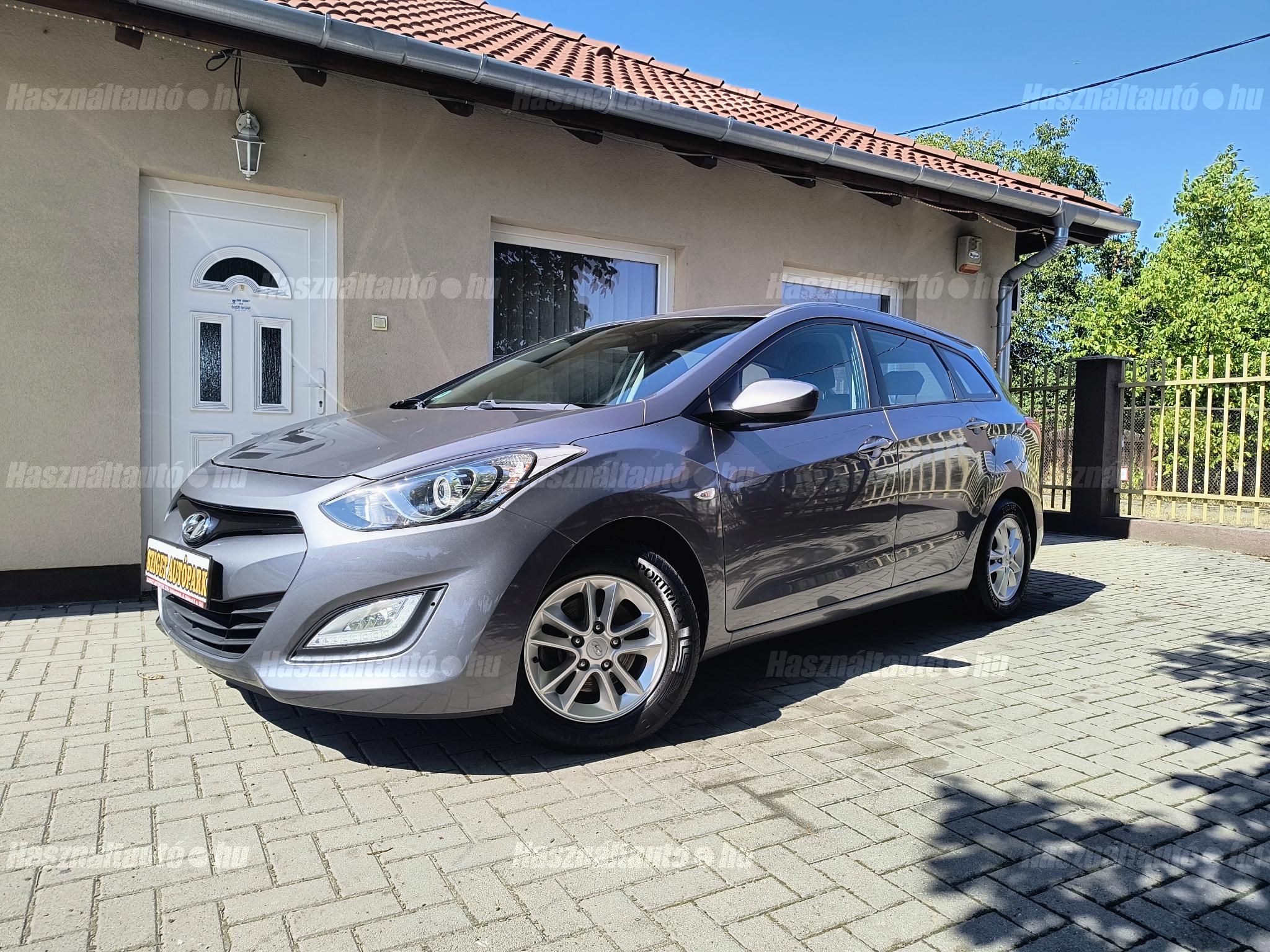 HYUNDAI I30 2014/10 - 1