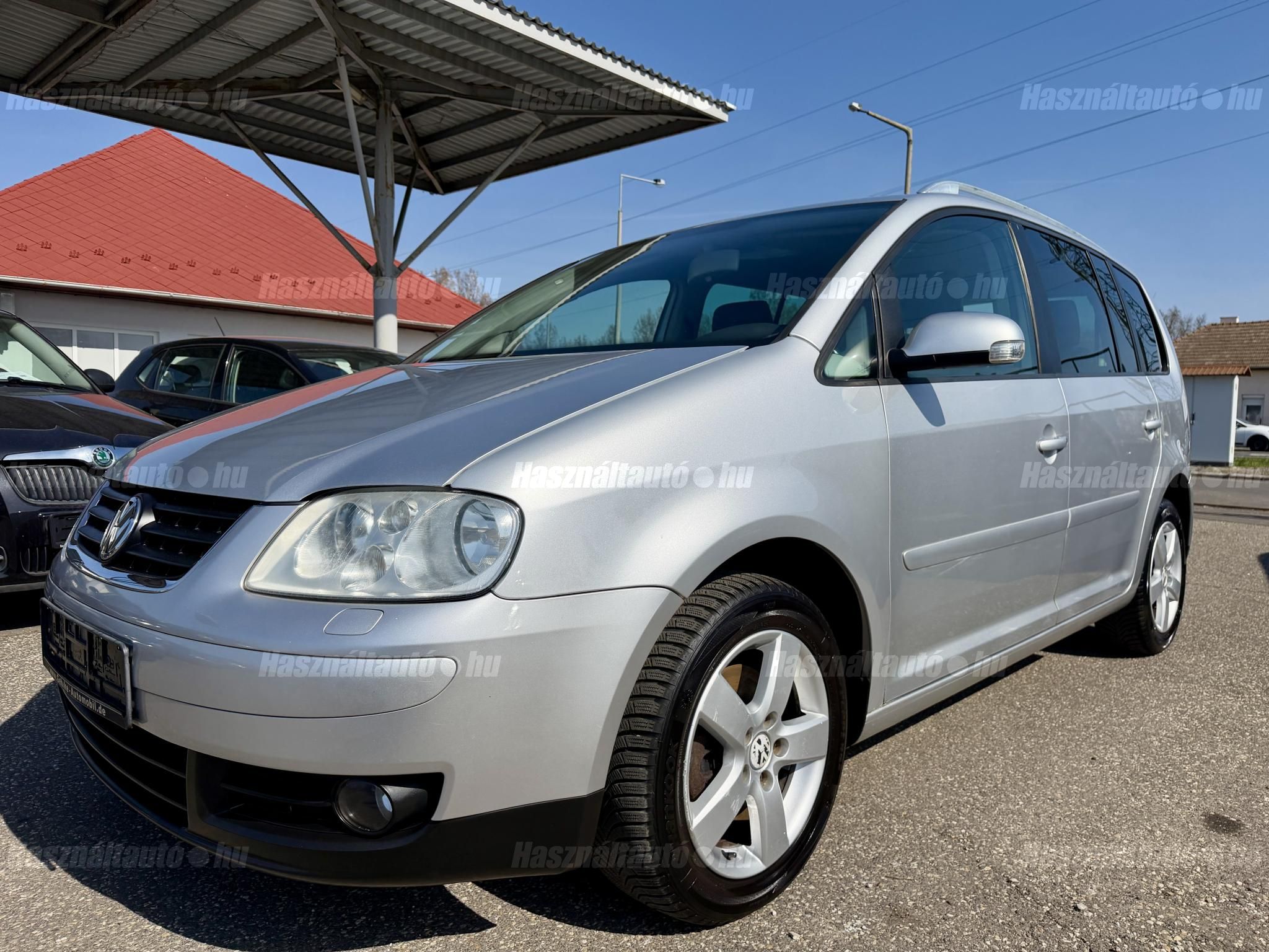 VOLKSWAGEN TOURAN 2005/11 - 1